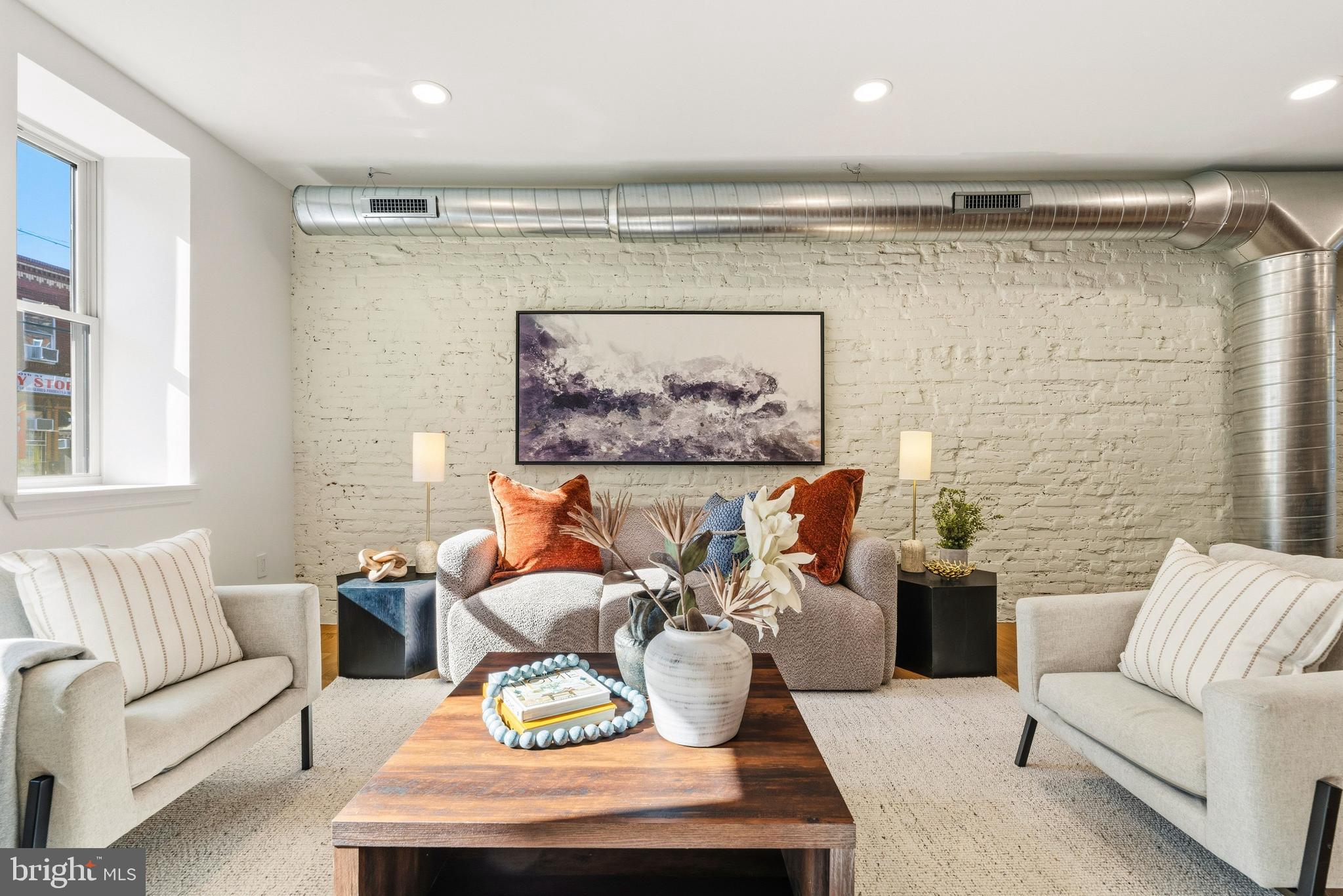 PASSYUNK SQUARE - Residential