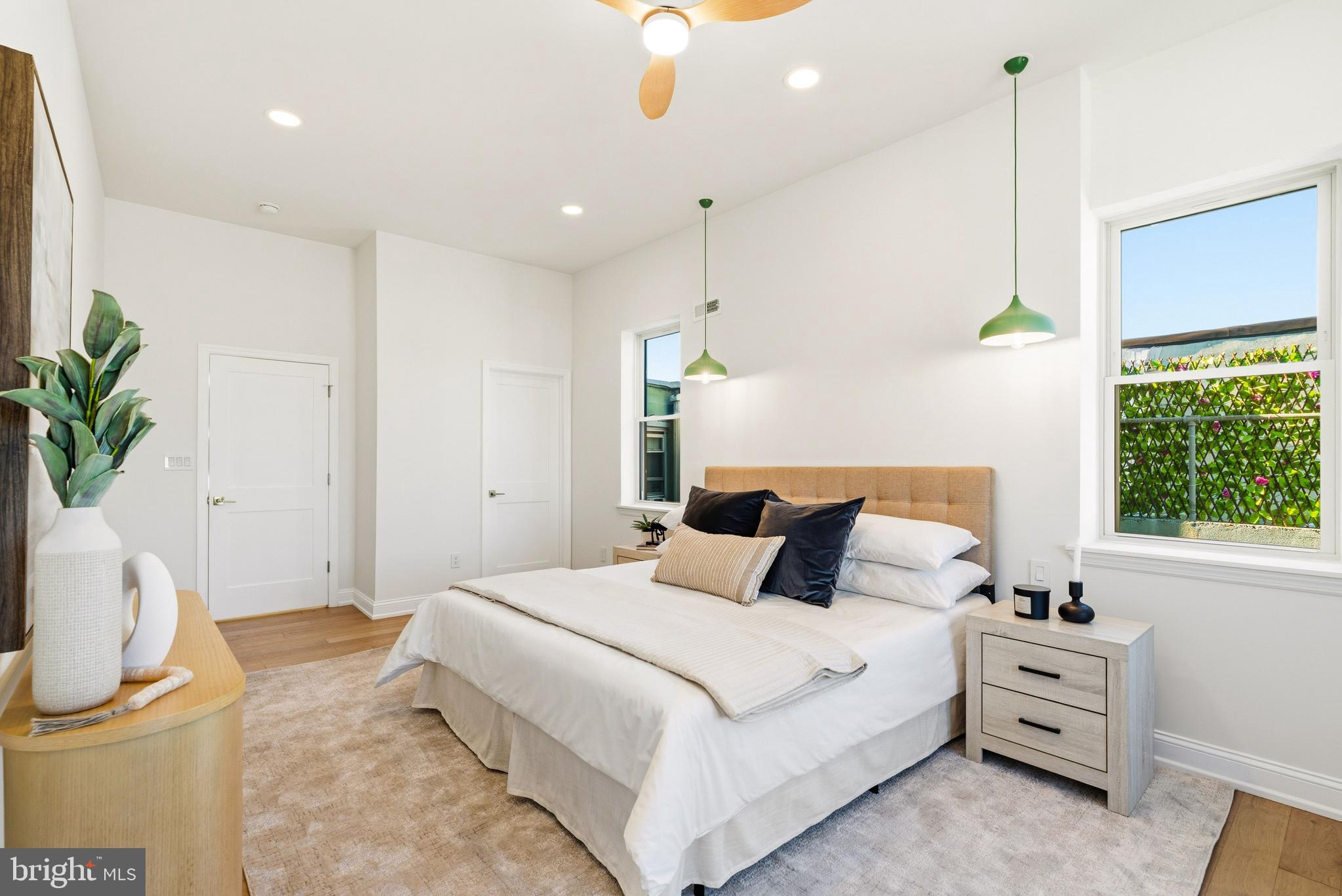 PASSYUNK SQUARE - Residential