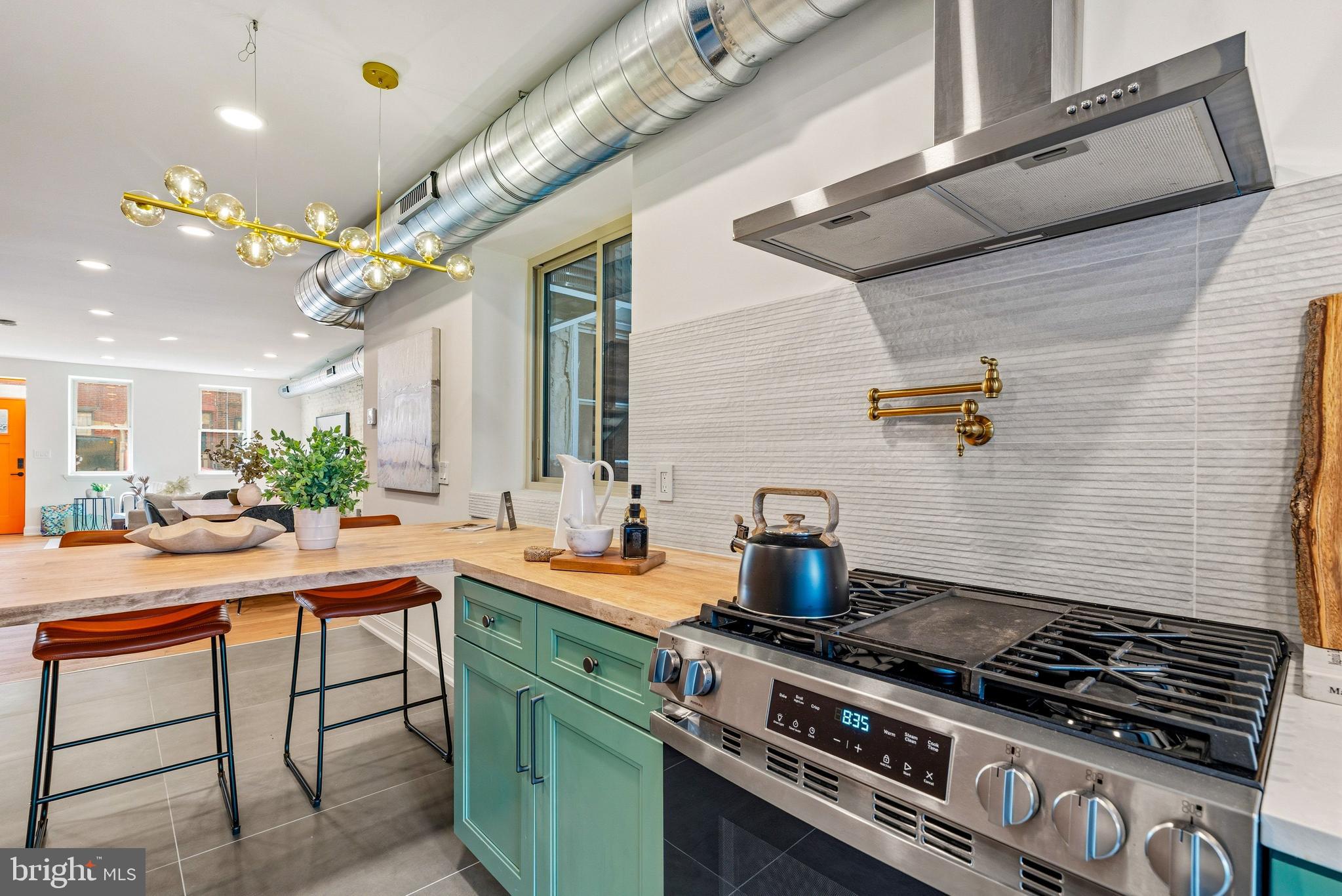 PASSYUNK SQUARE - Residential