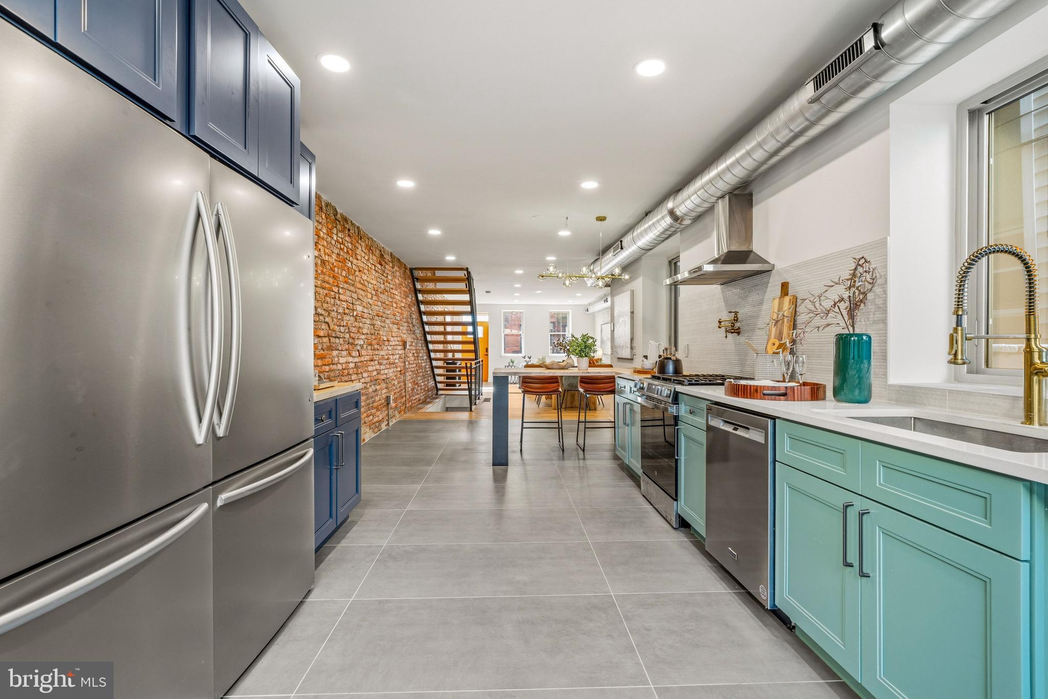 PASSYUNK SQUARE - Residential