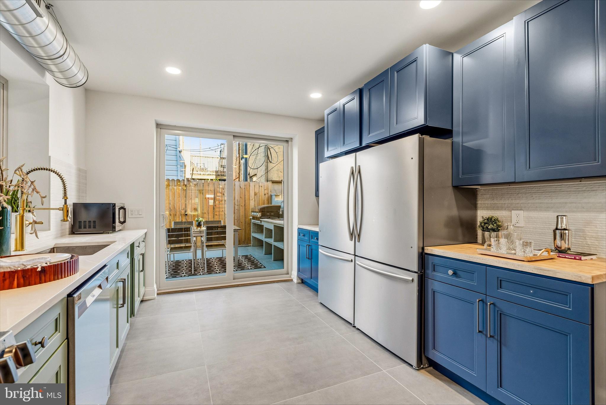 PASSYUNK SQUARE - Residential