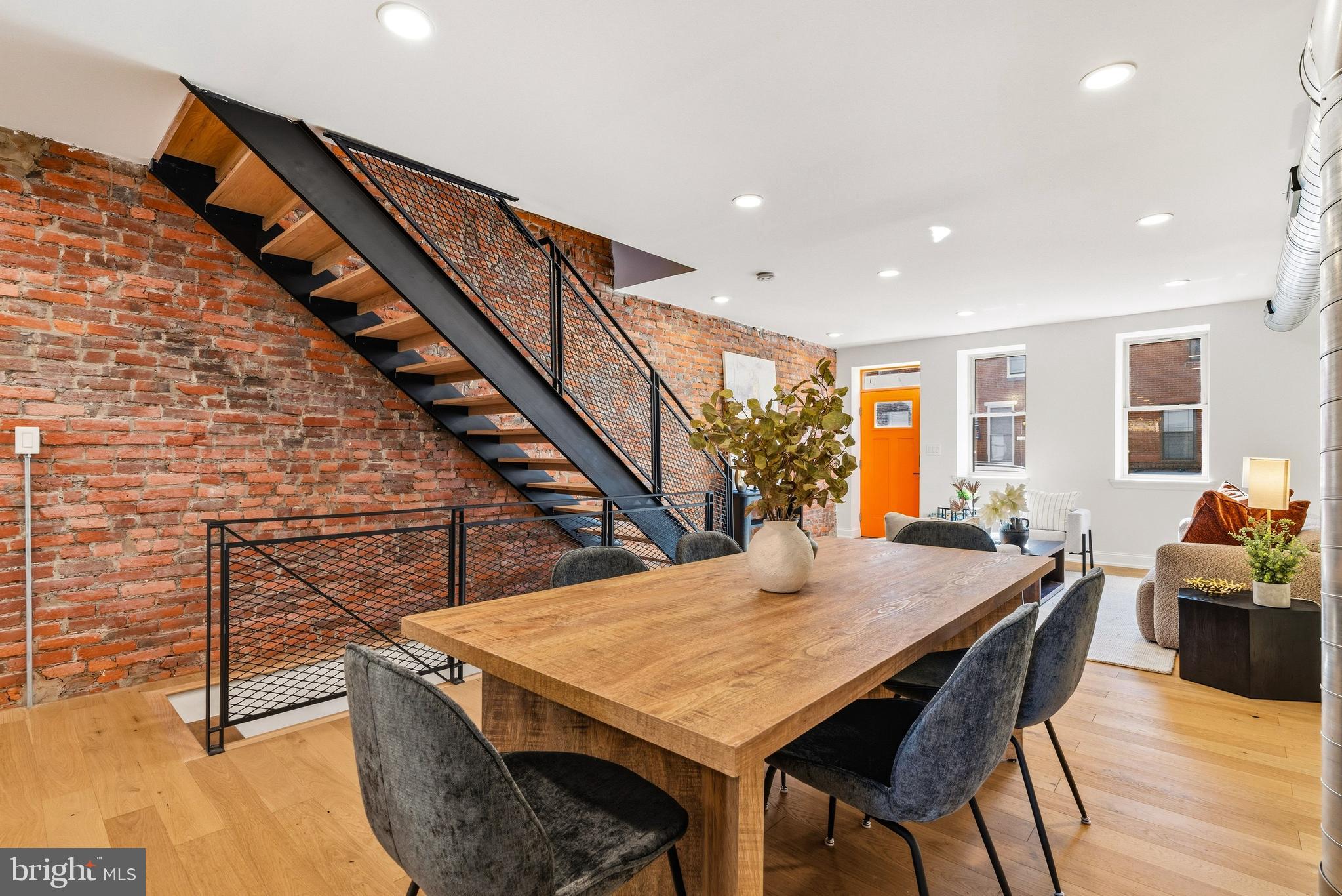 PASSYUNK SQUARE - Residential
