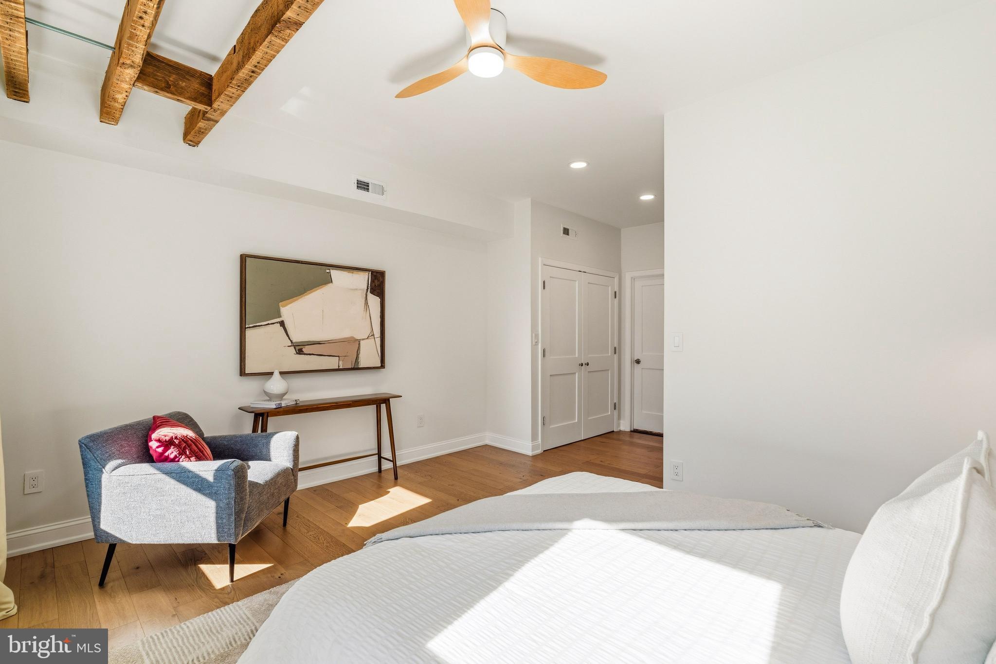PASSYUNK SQUARE - Residential