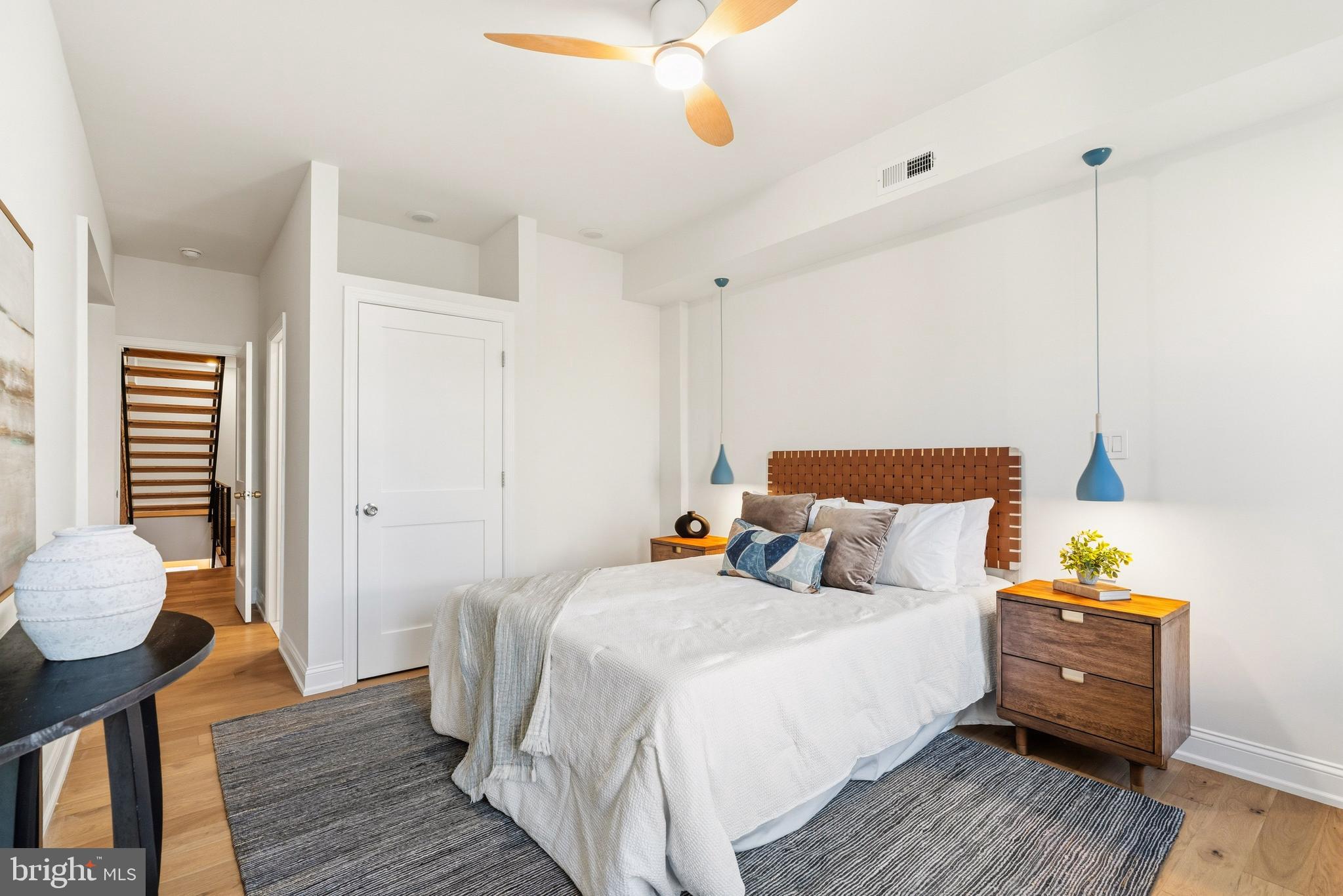 PASSYUNK SQUARE - Residential