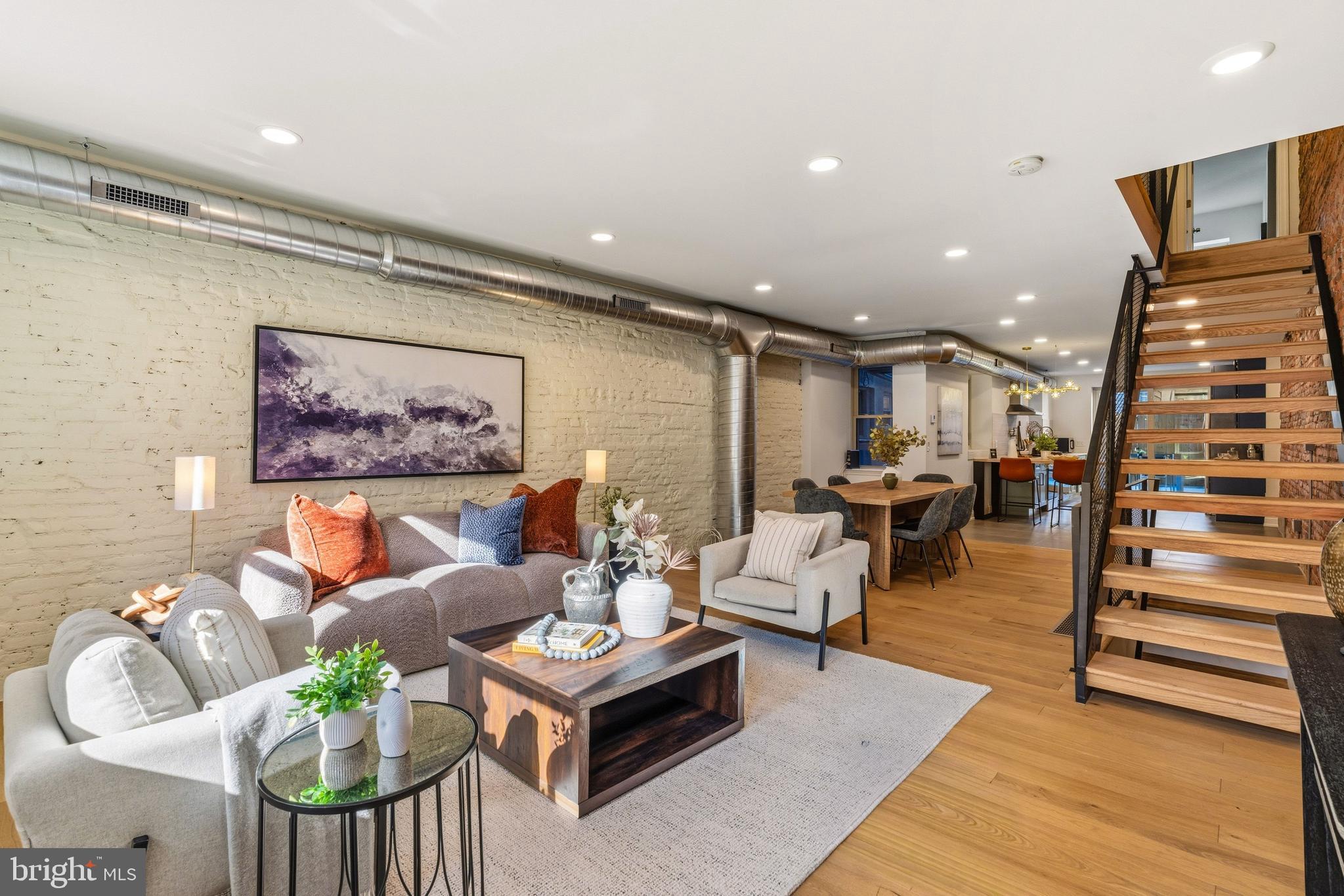 PASSYUNK SQUARE - Residential