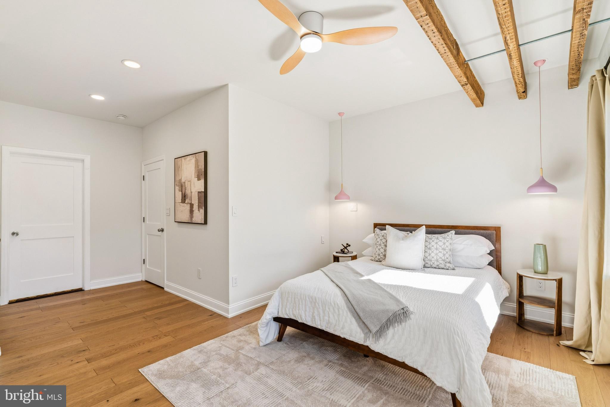 PASSYUNK SQUARE - Residential