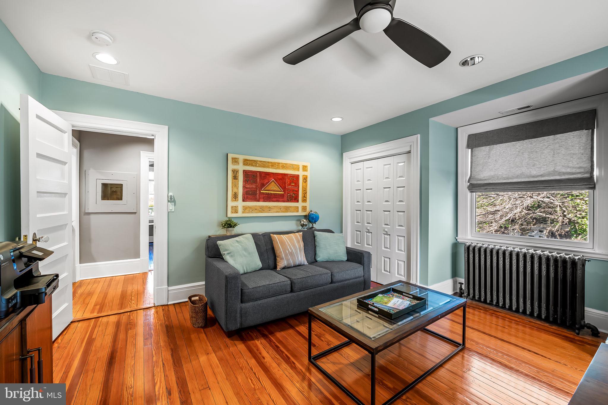 ROLAND PARK - Residential