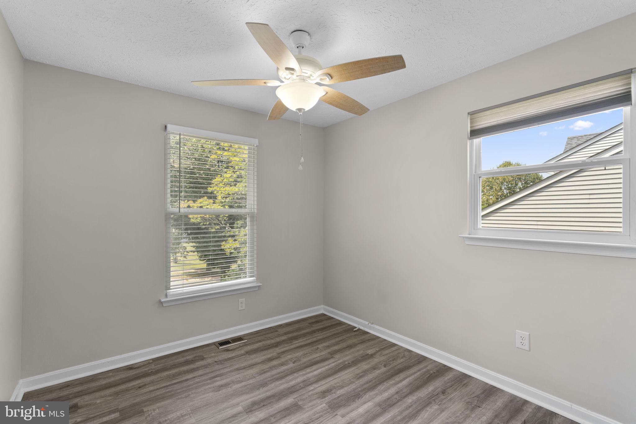 GARLAND - Residential