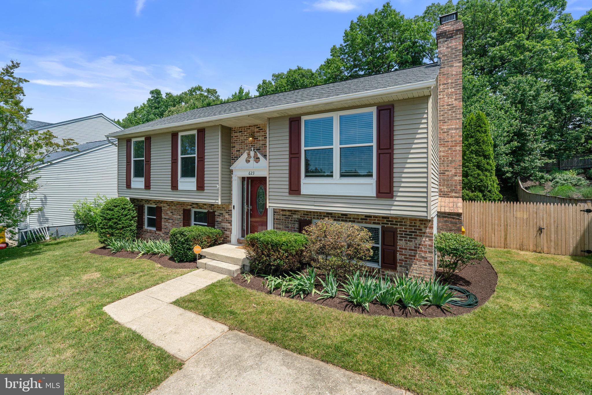 GARLAND - Residential