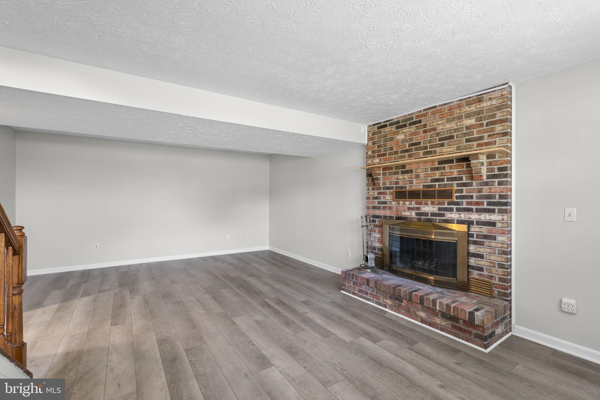 GARLAND - Residential