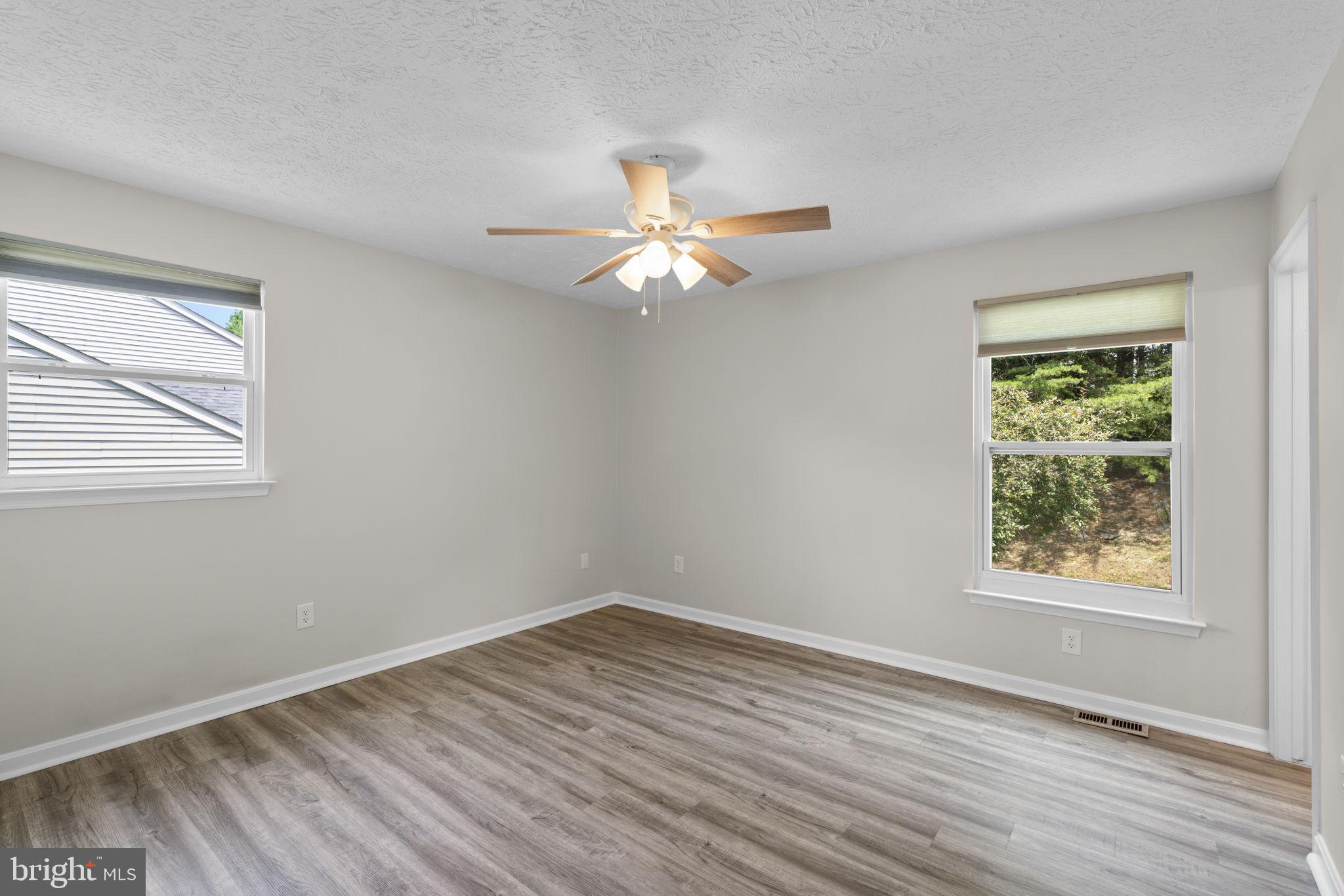 GARLAND - Residential