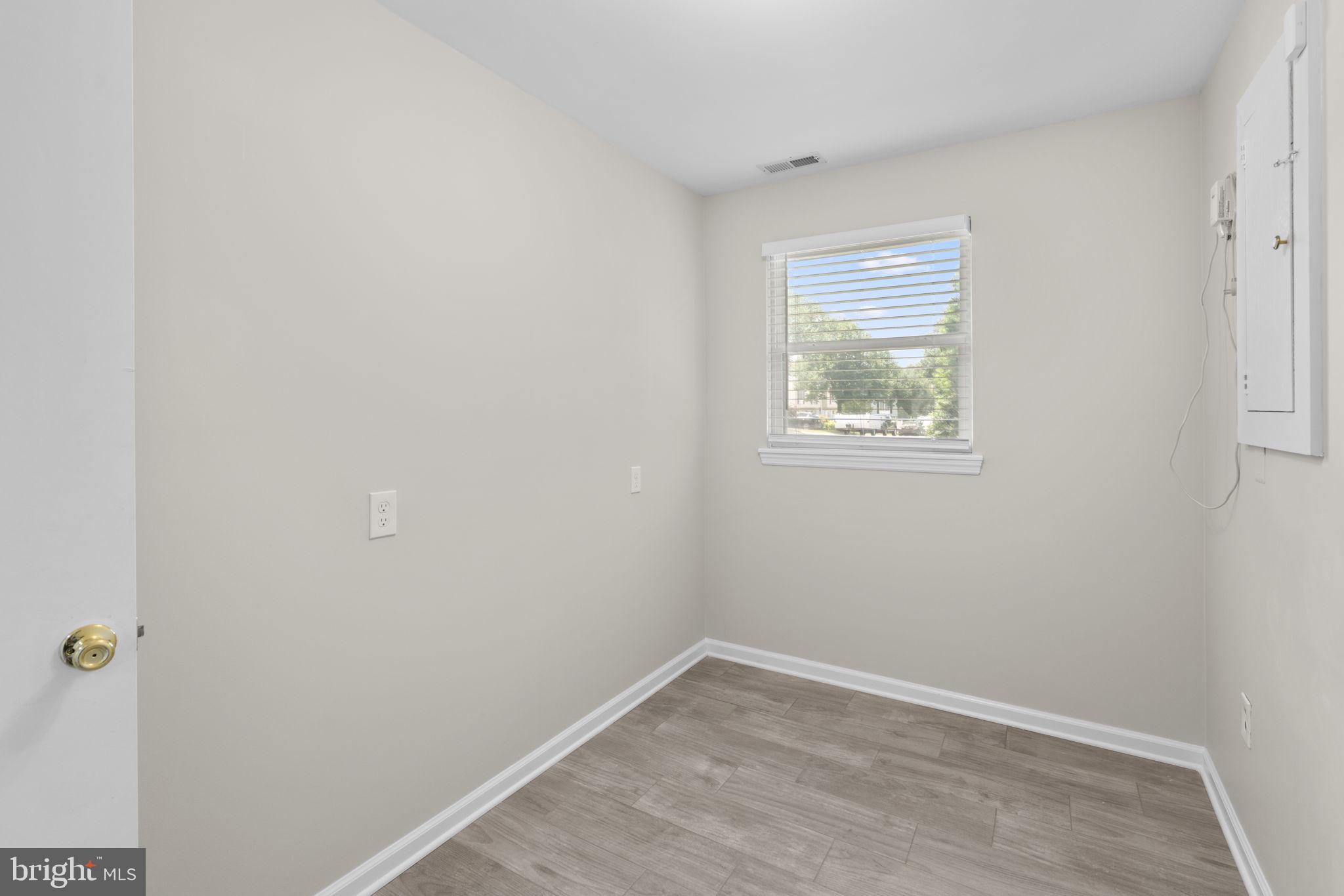 GARLAND - Residential