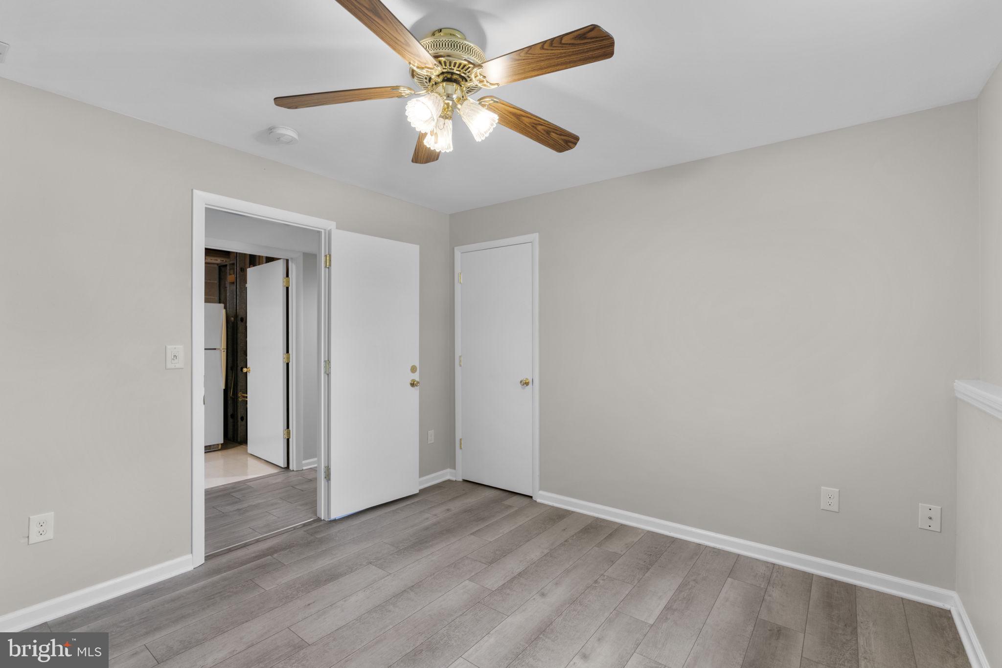 GARLAND - Residential