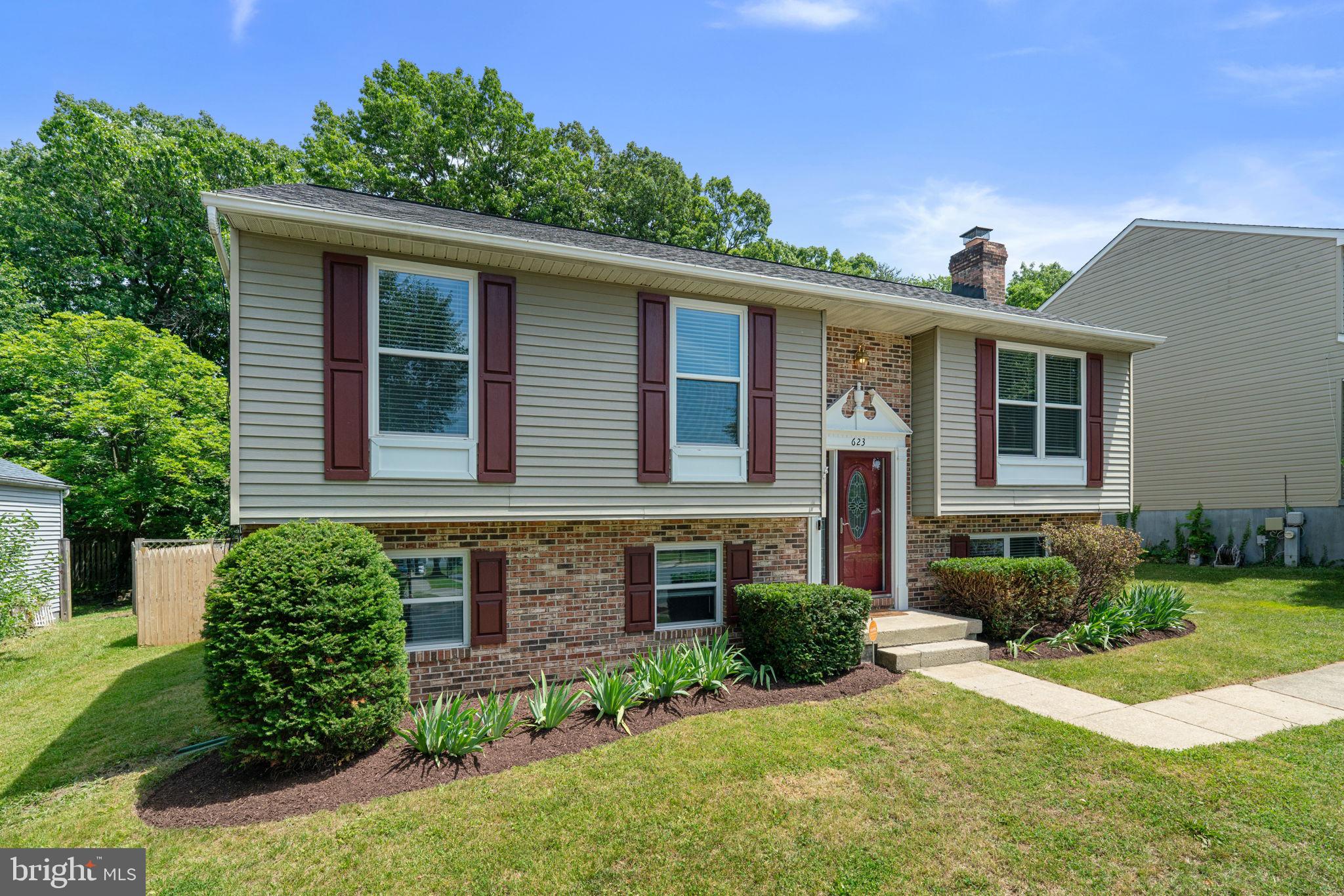 GARLAND - Residential
