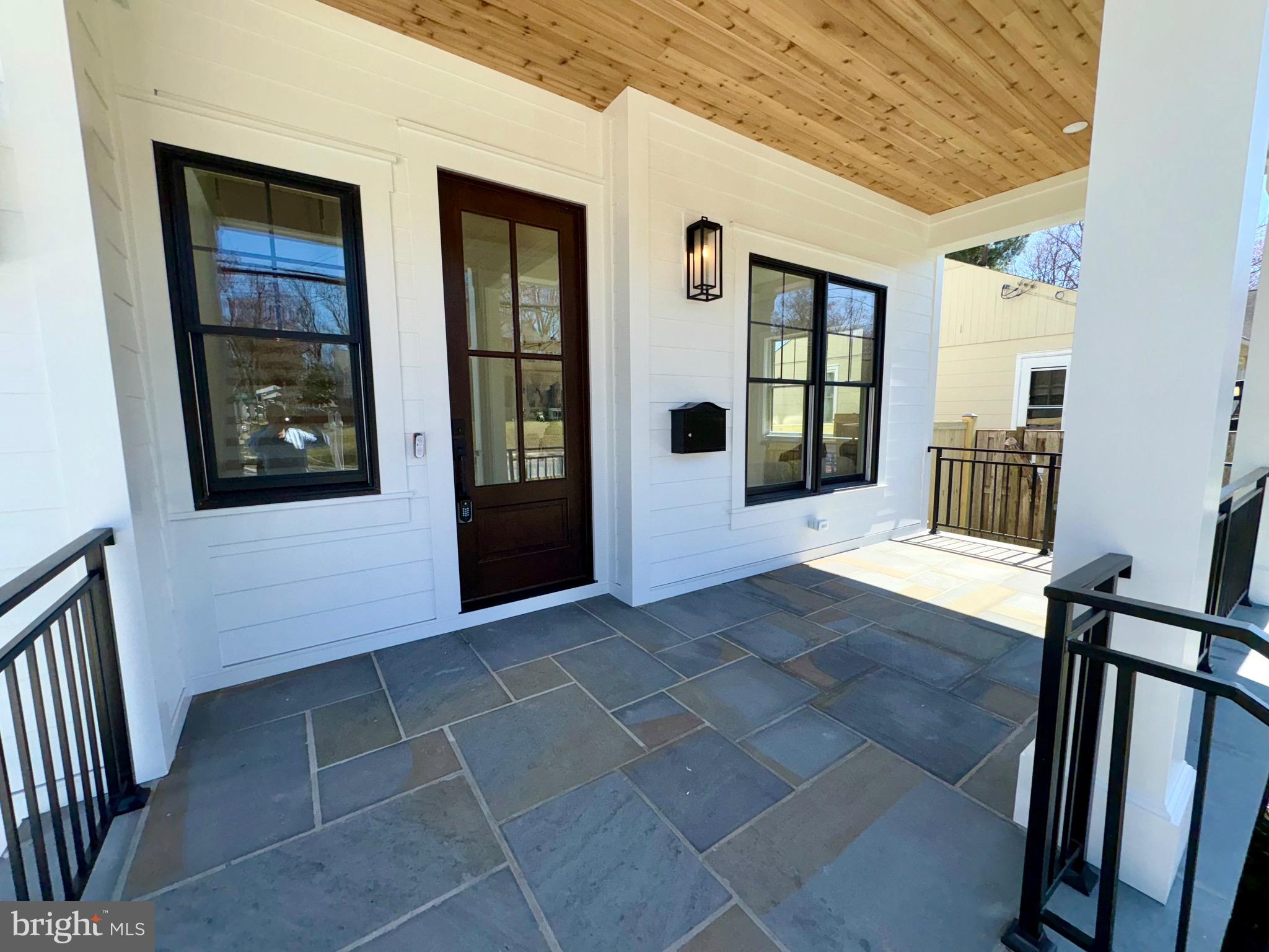 GEORGETOWN VILLAGE - Residential