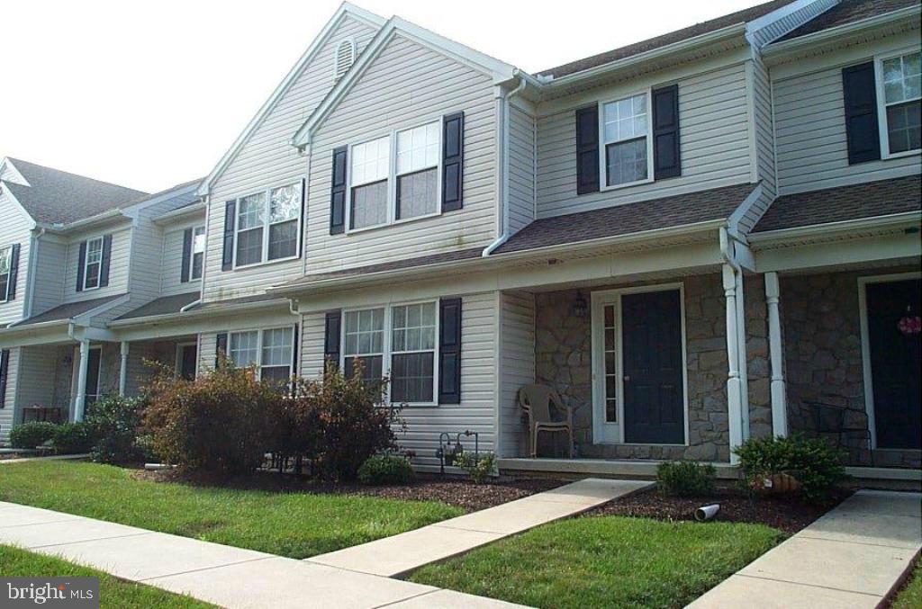 BRADFORD COMMONS - Residential