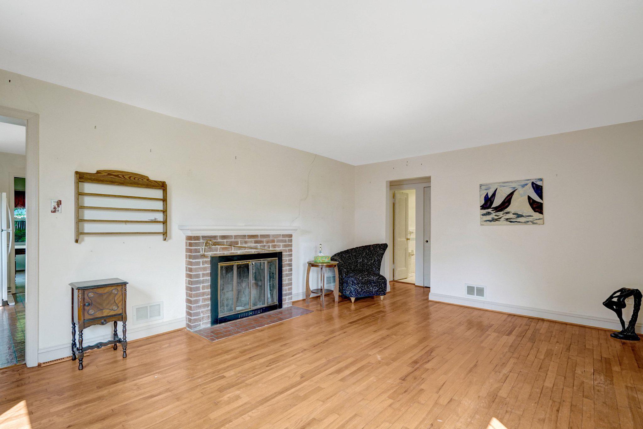 VIRGINIA HEIGHTS - Residential