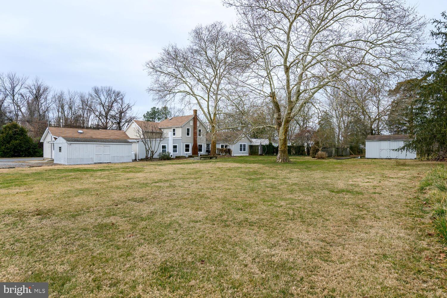 QUAKER NECK - Residential