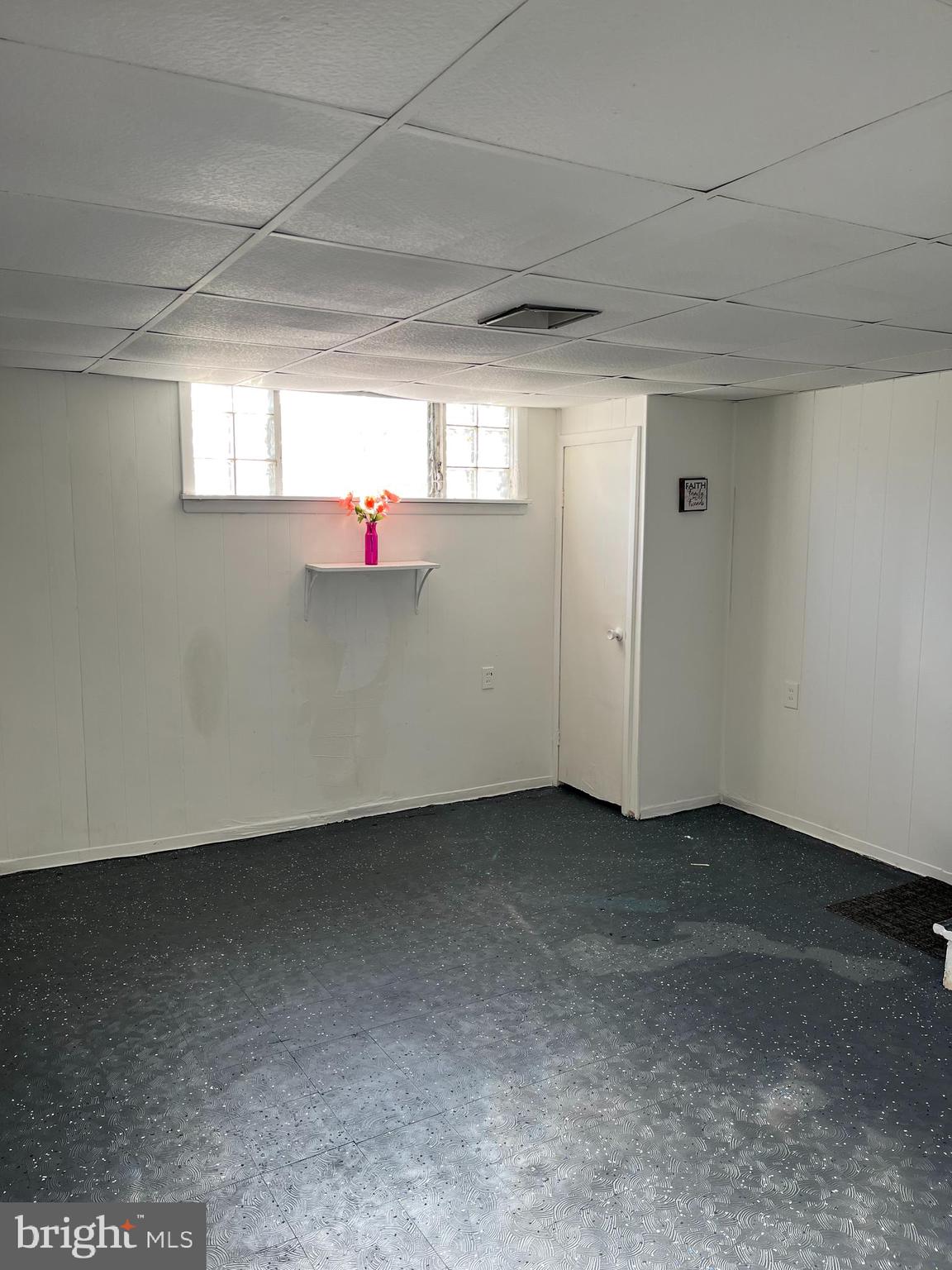 UPPER HOLMESBURG - Residential Lease