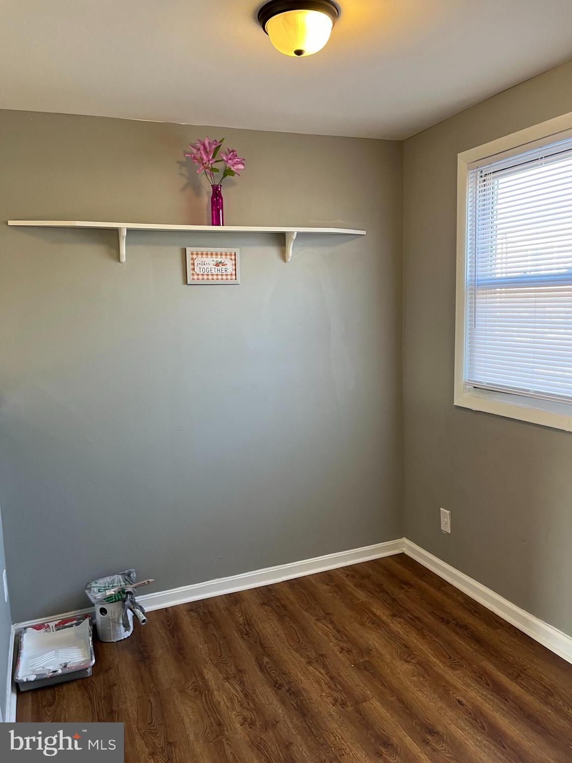 UPPER HOLMESBURG - Residential Lease