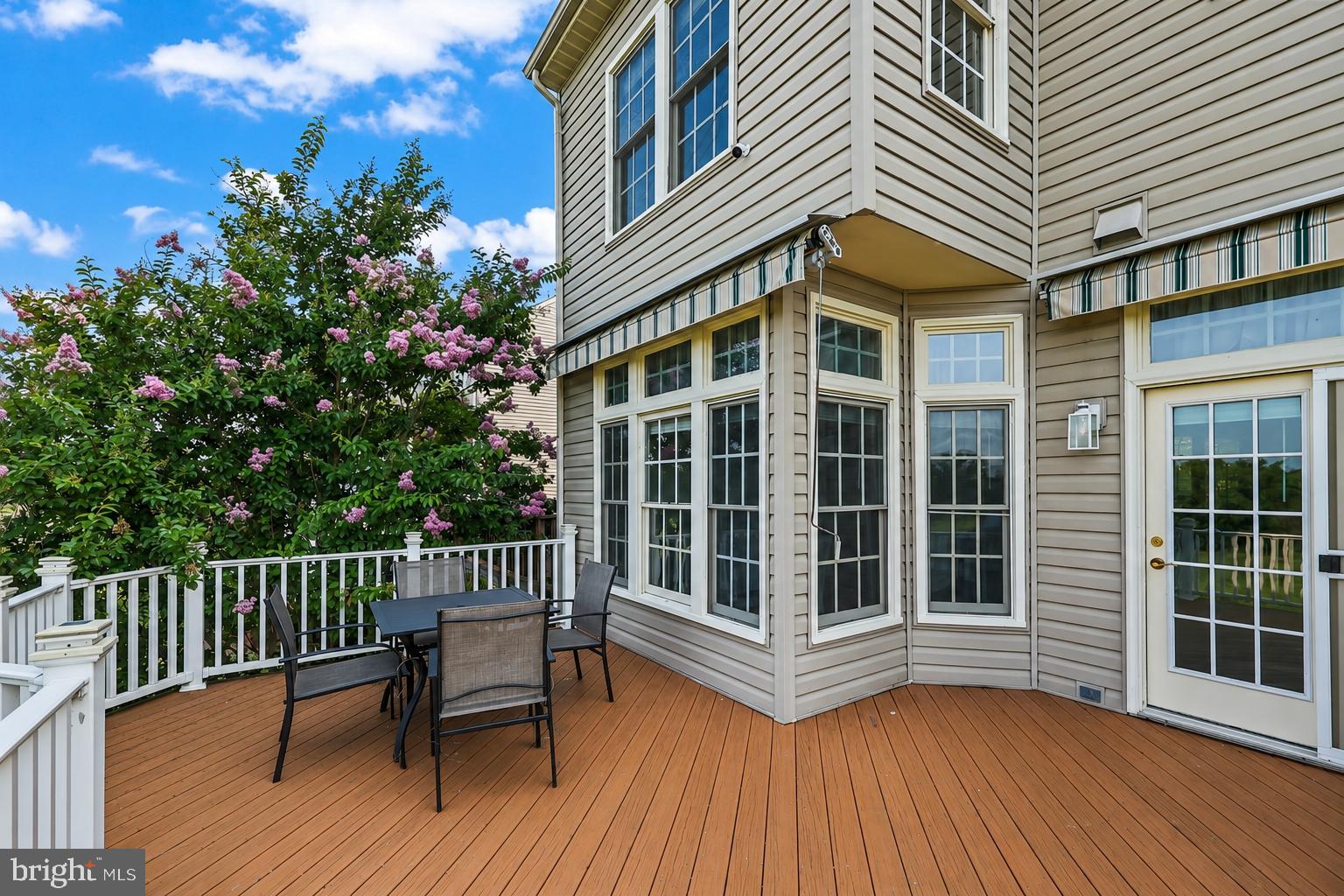 SOUTH RIDING - Residential