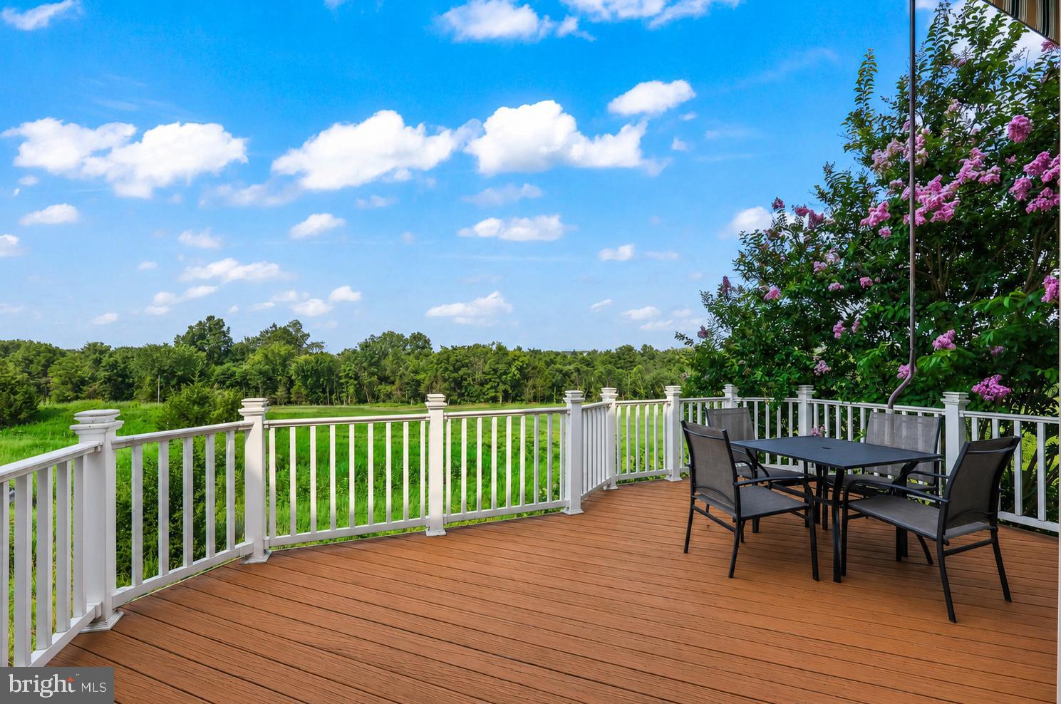 SOUTH RIDING - Residential