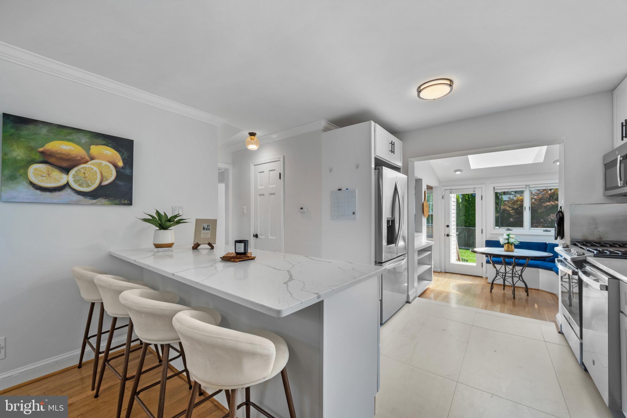 BRADLEY HILLS - Residential