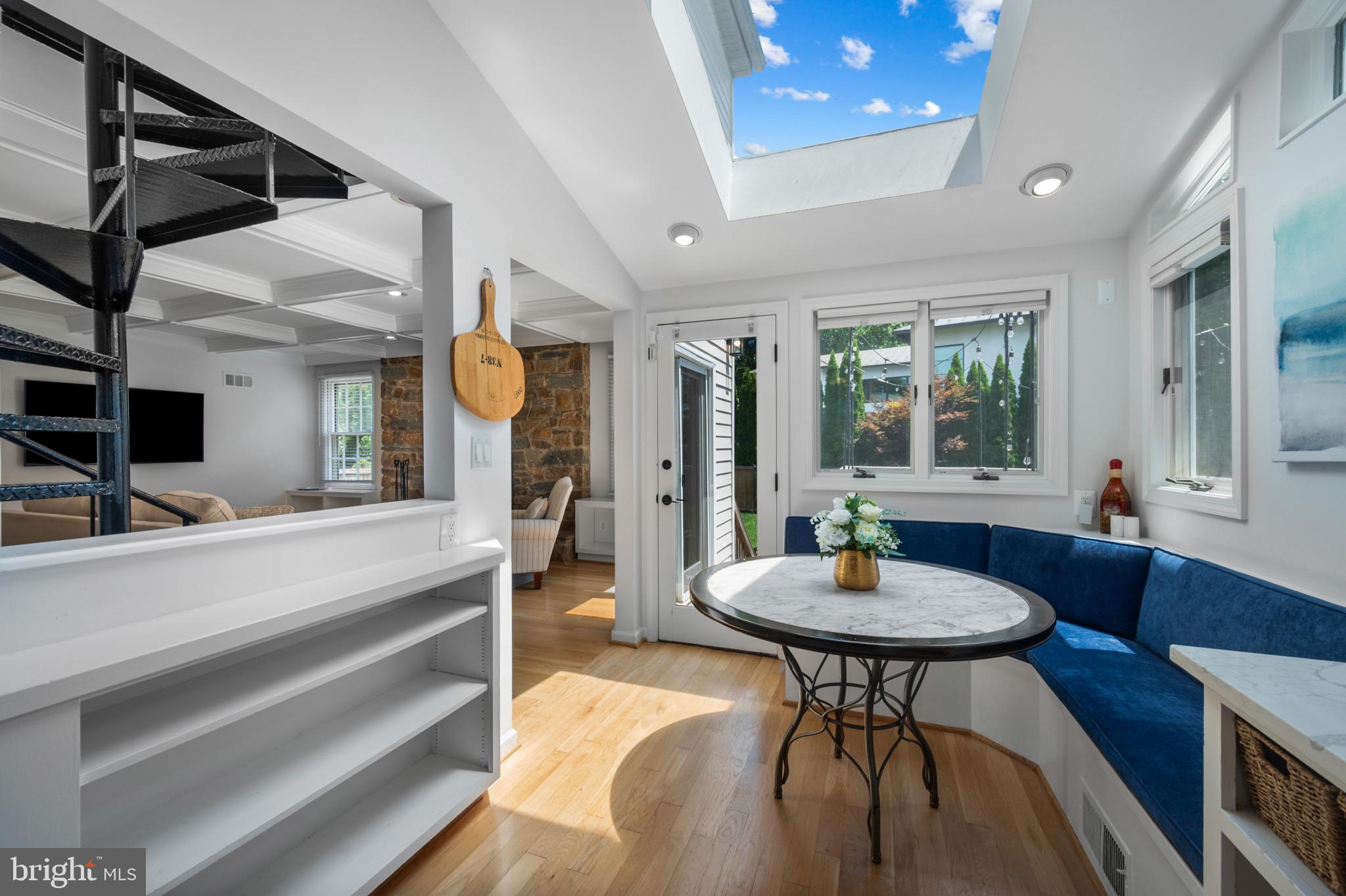 BRADLEY HILLS - Residential