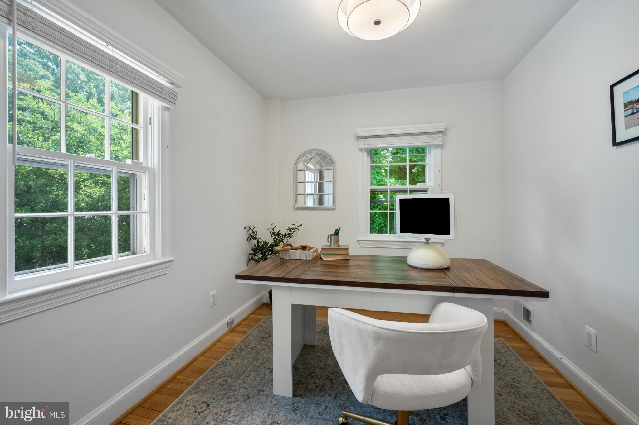 BRADLEY HILLS - Residential
