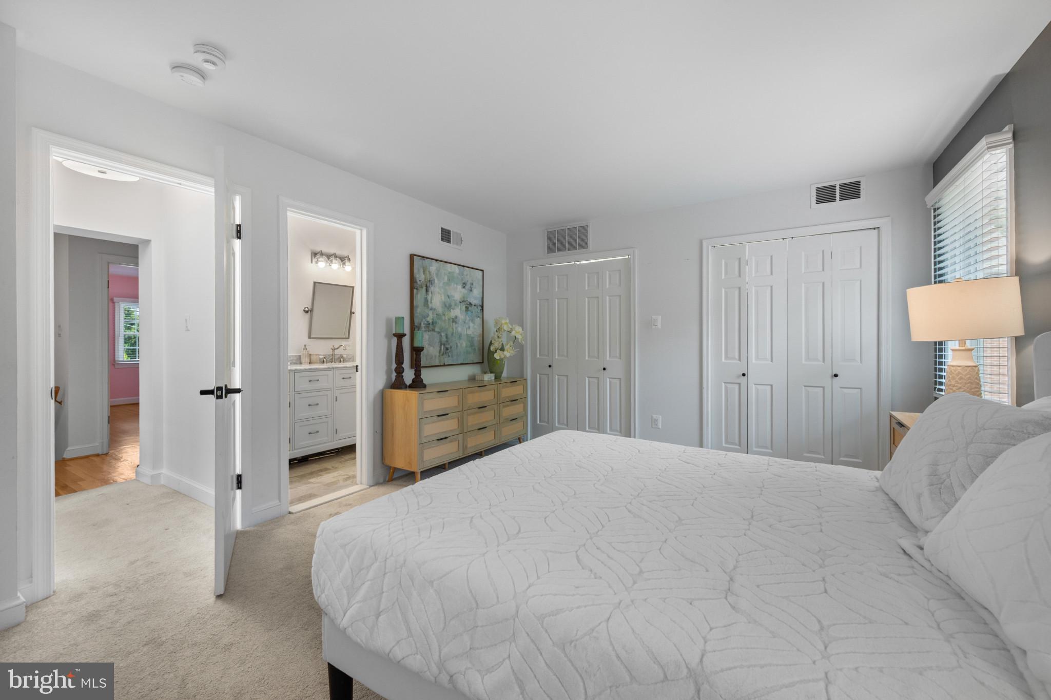 BRADLEY HILLS - Residential