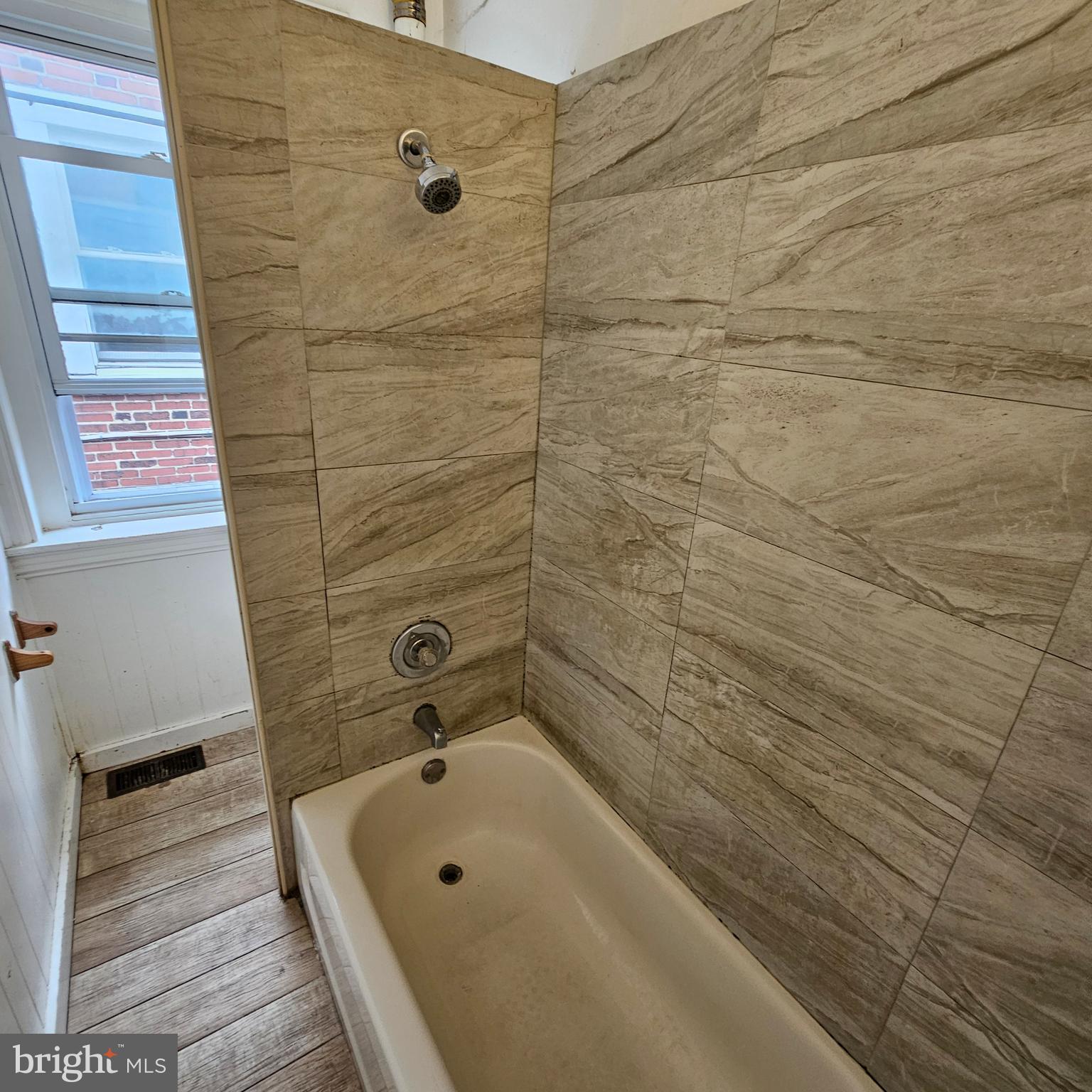NORRITON EAST - Residential