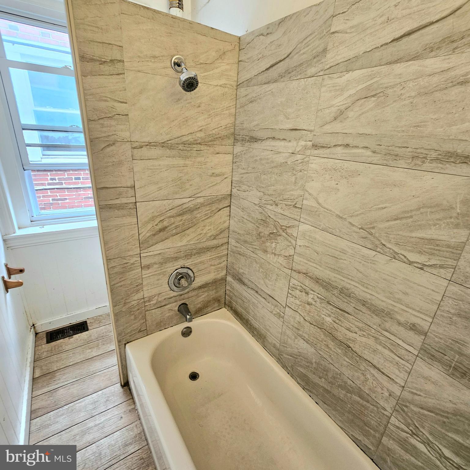 NORRITON EAST - Residential