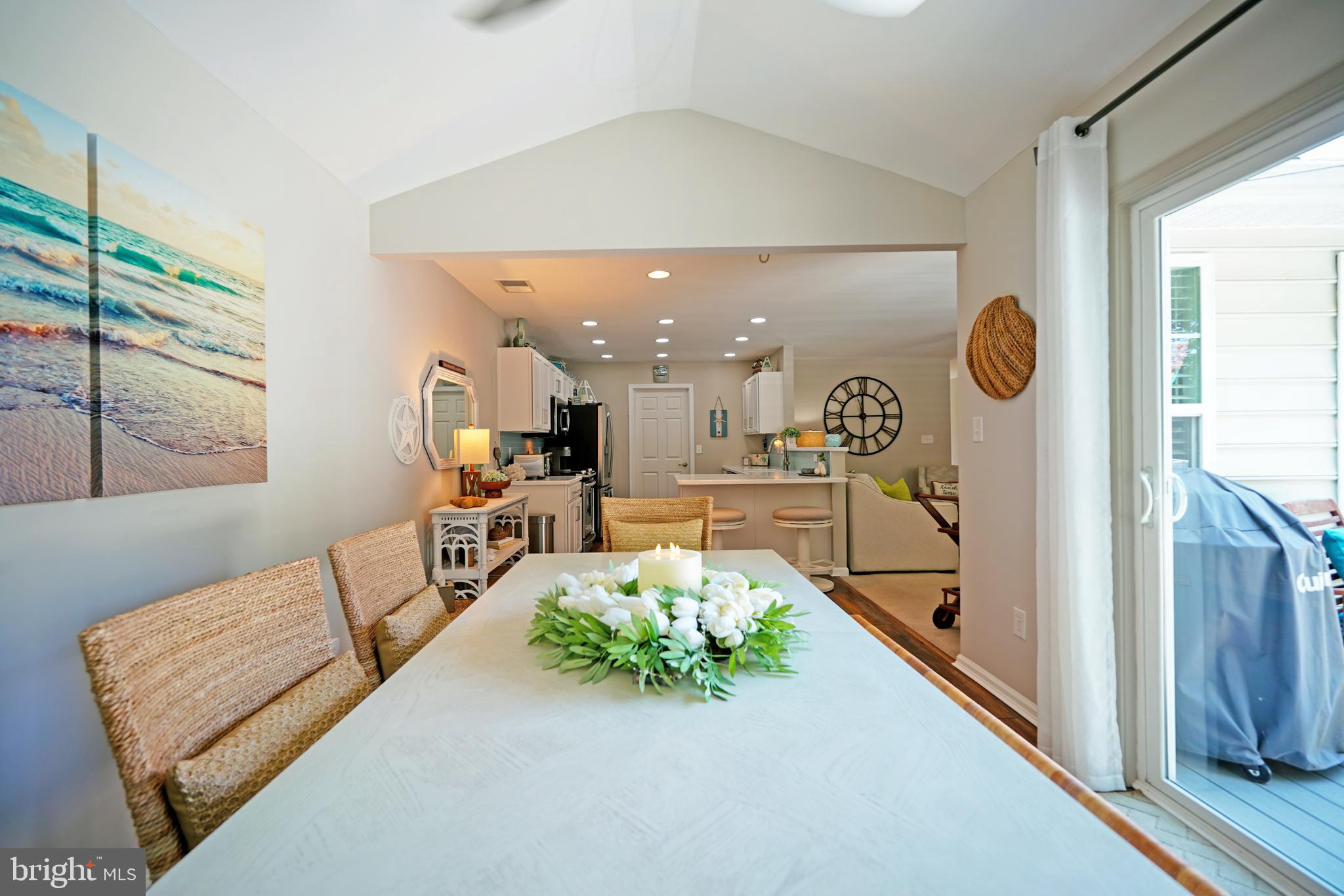 LONG NECK SHORES - Residential