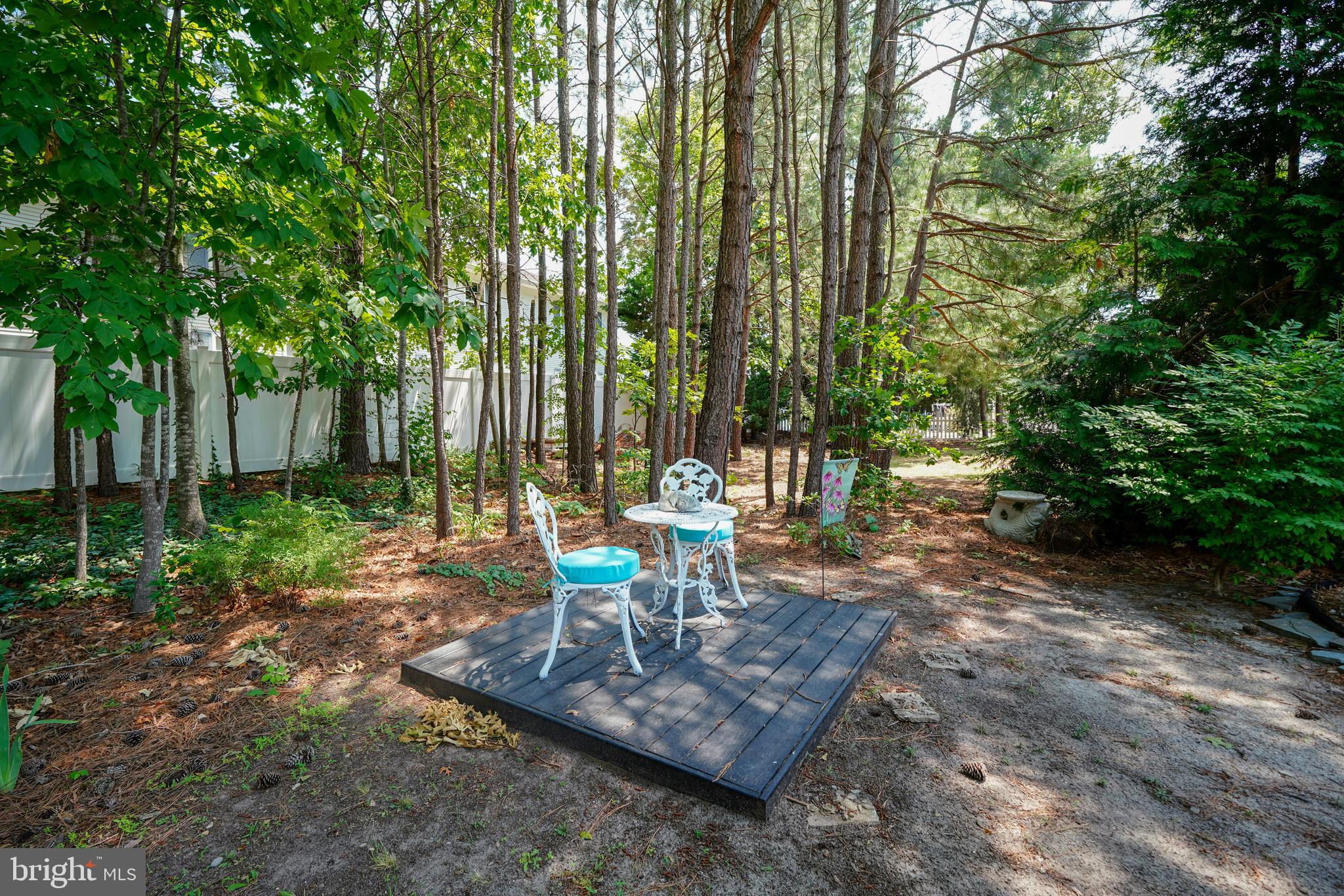 LONG NECK SHORES - Residential