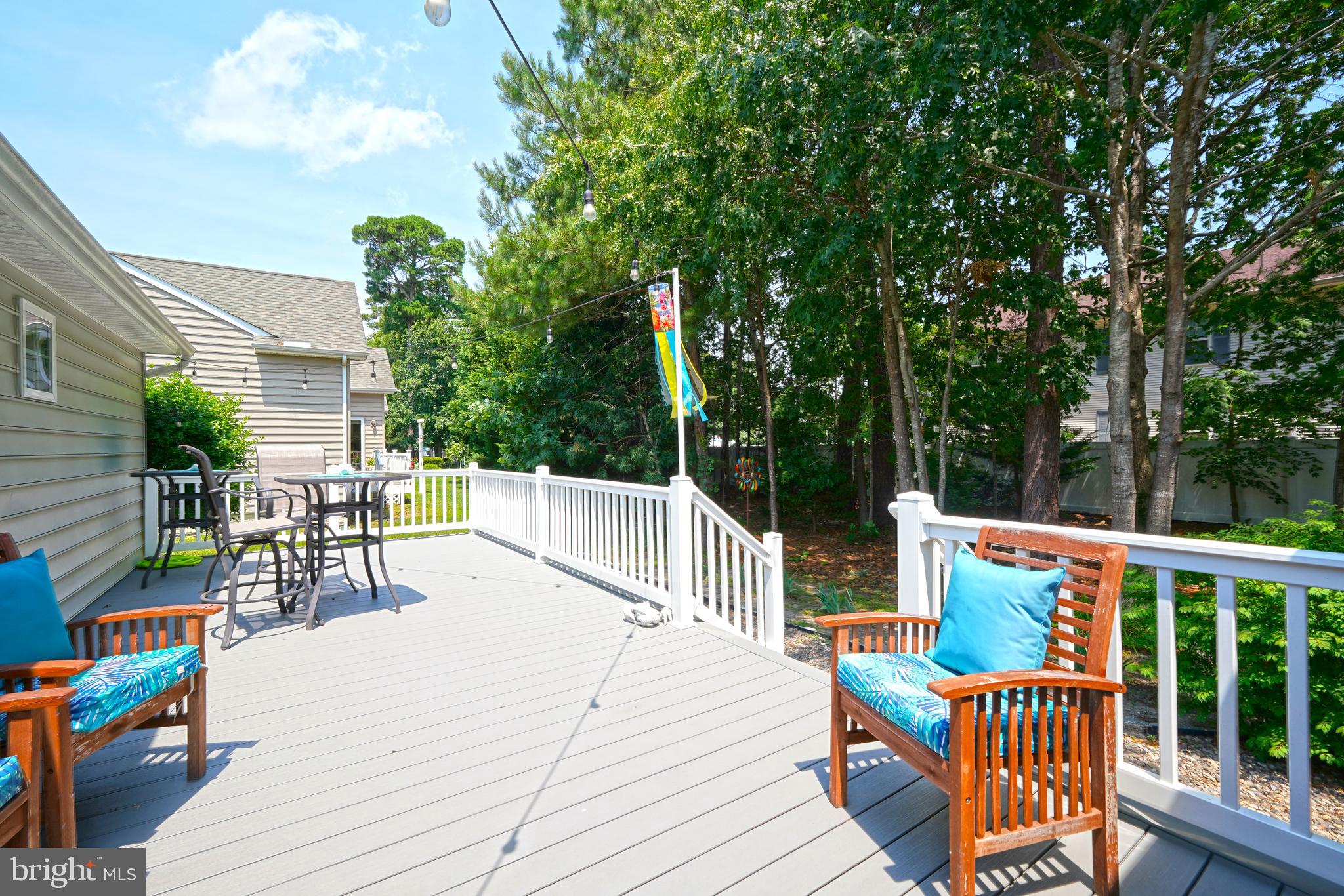 LONG NECK SHORES - Residential
