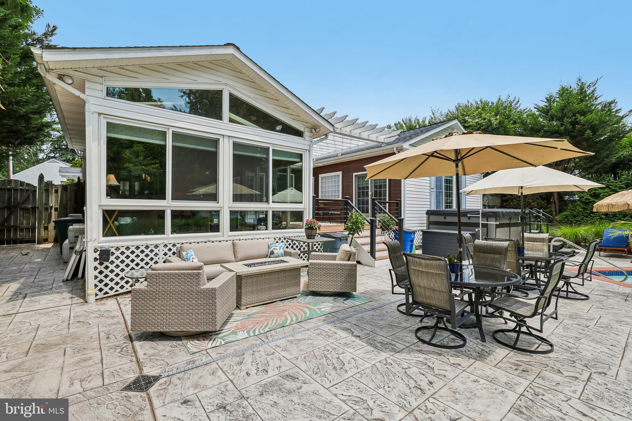 MCGUCKIAN - Residential