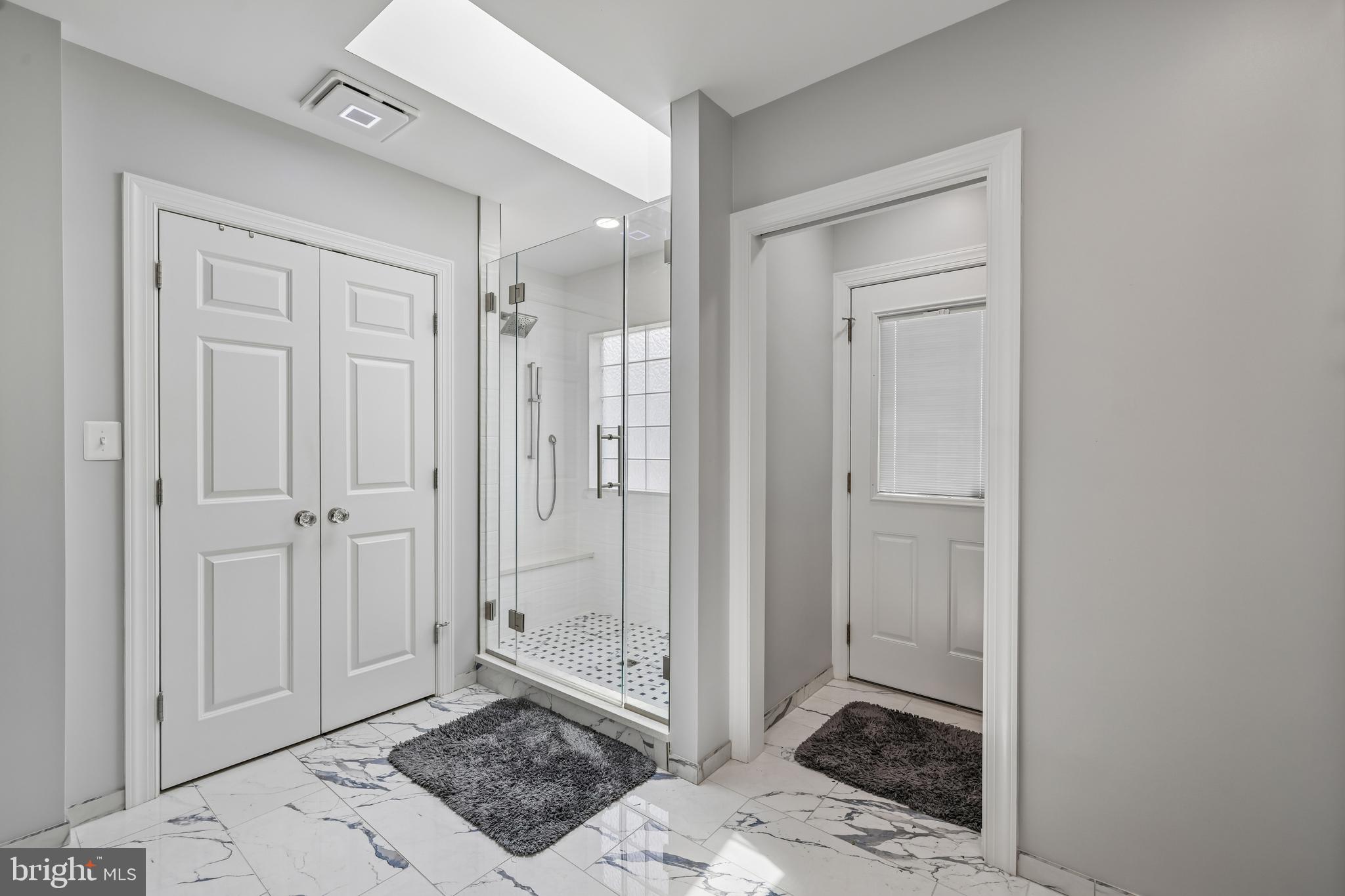 MCGUCKIAN - Residential