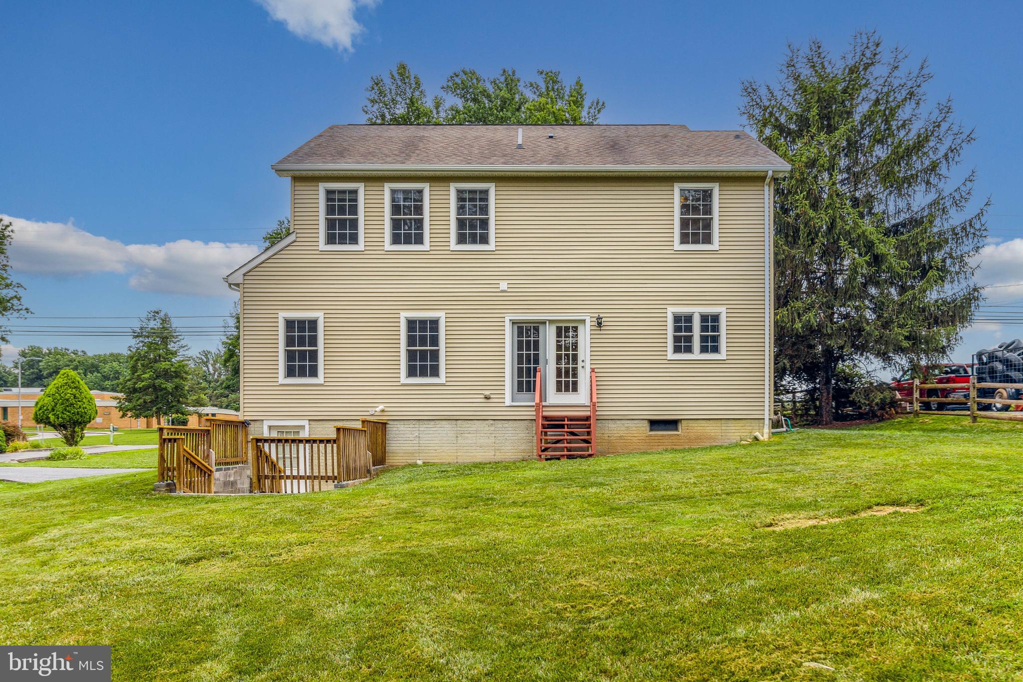 OWINGS MILLS - Residential
