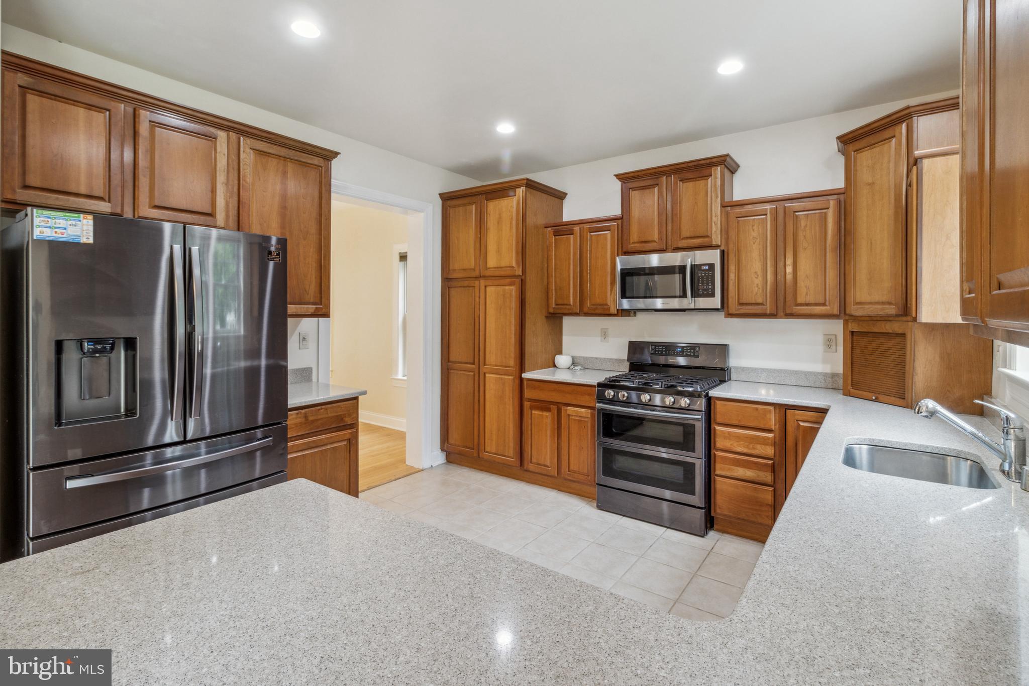 OWINGS MILLS - Residential