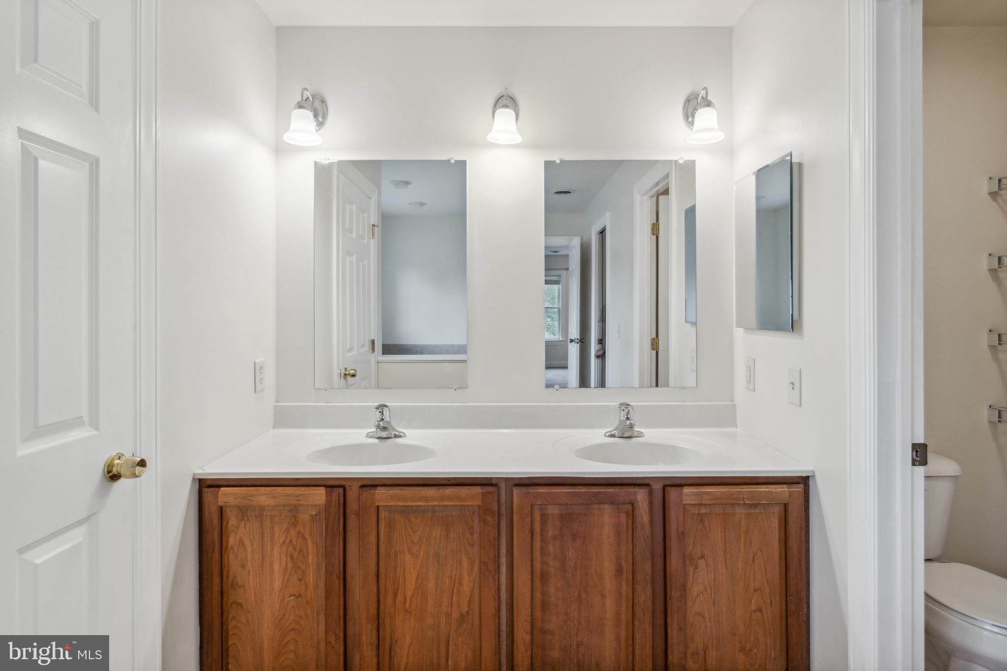 OWINGS MILLS - Residential