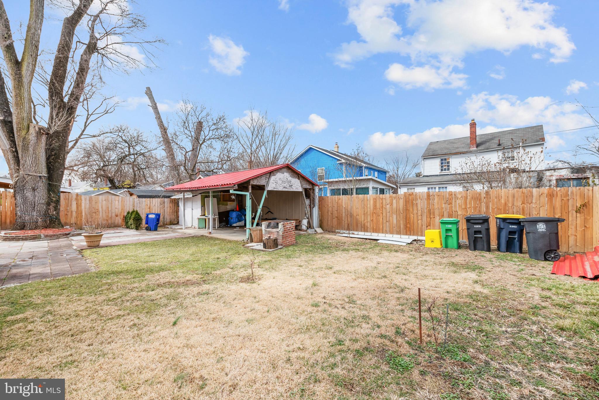 GREEN MEADOWS - Residential
