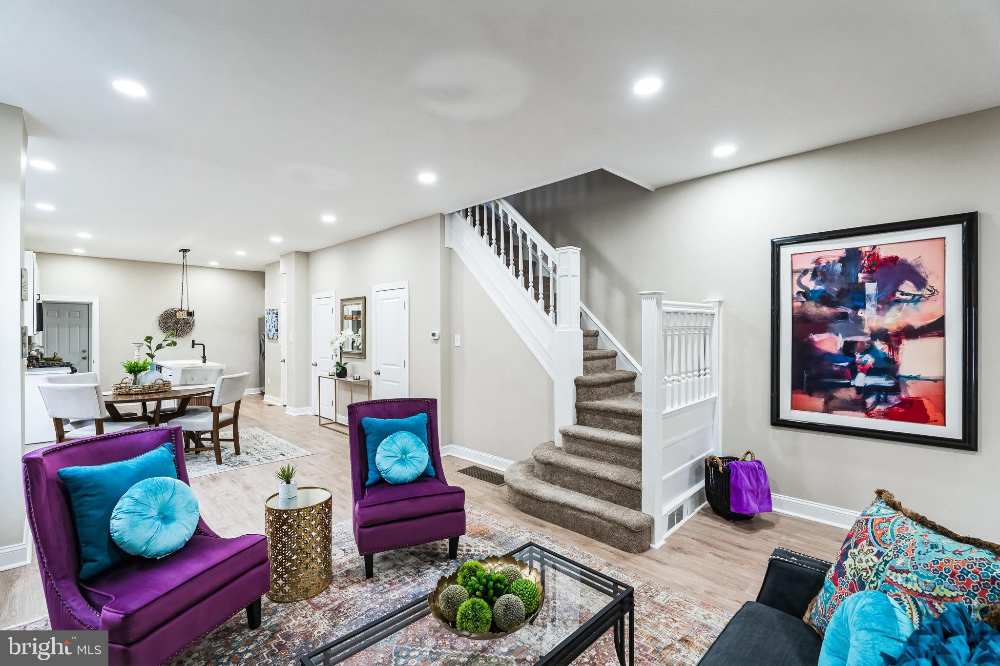 WEST OAK LANE - Residential
