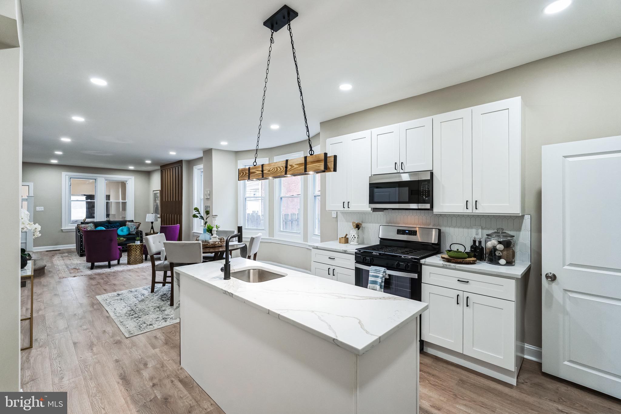 WEST OAK LANE - Residential