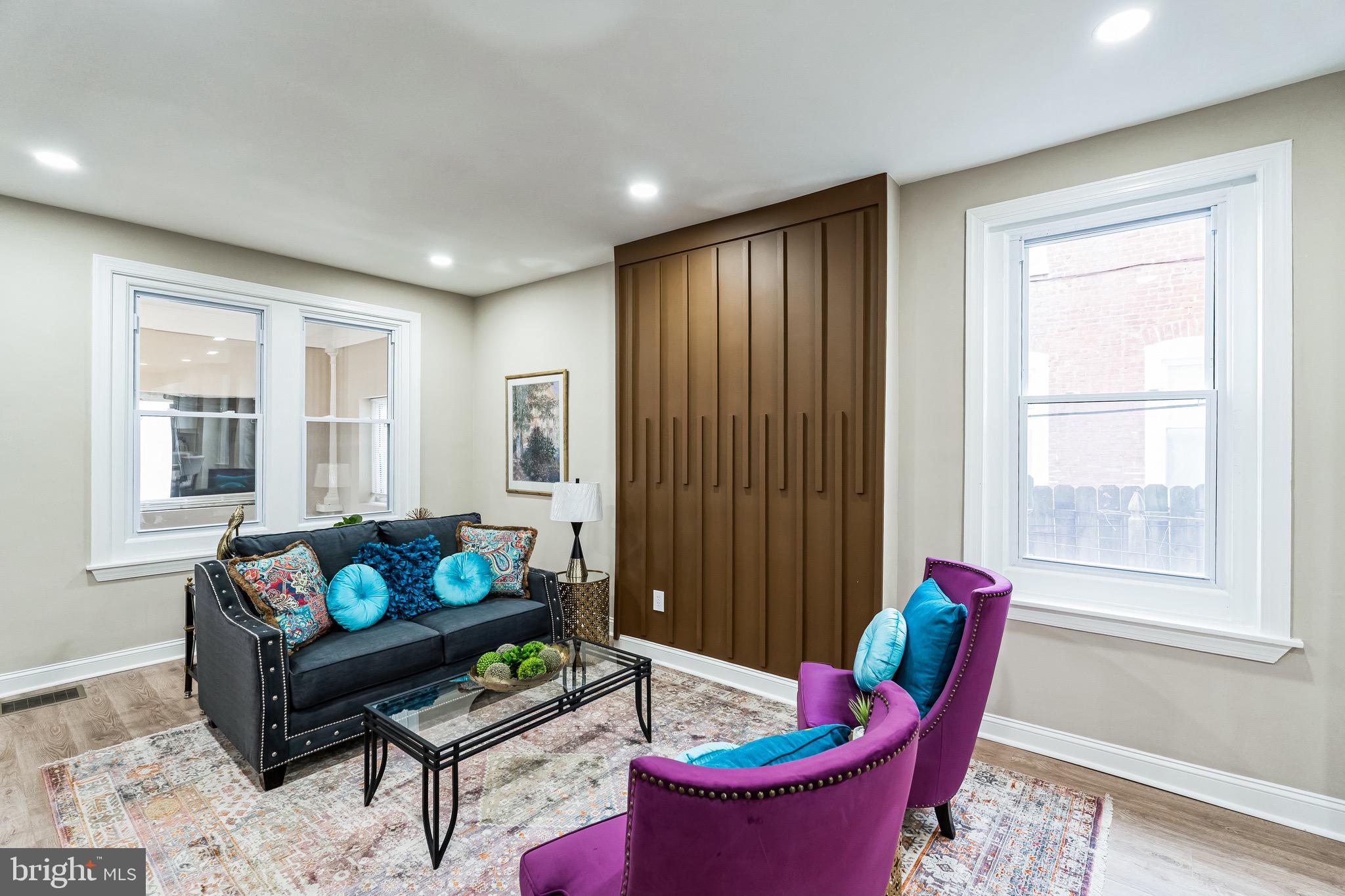 WEST OAK LANE - Residential