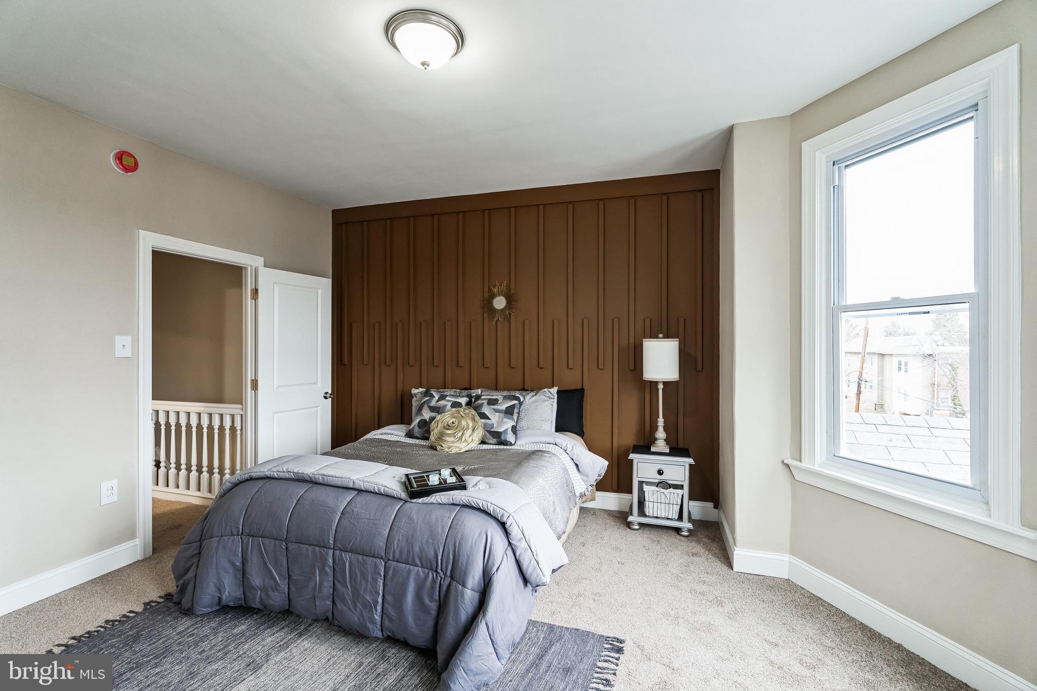 WEST OAK LANE - Residential
