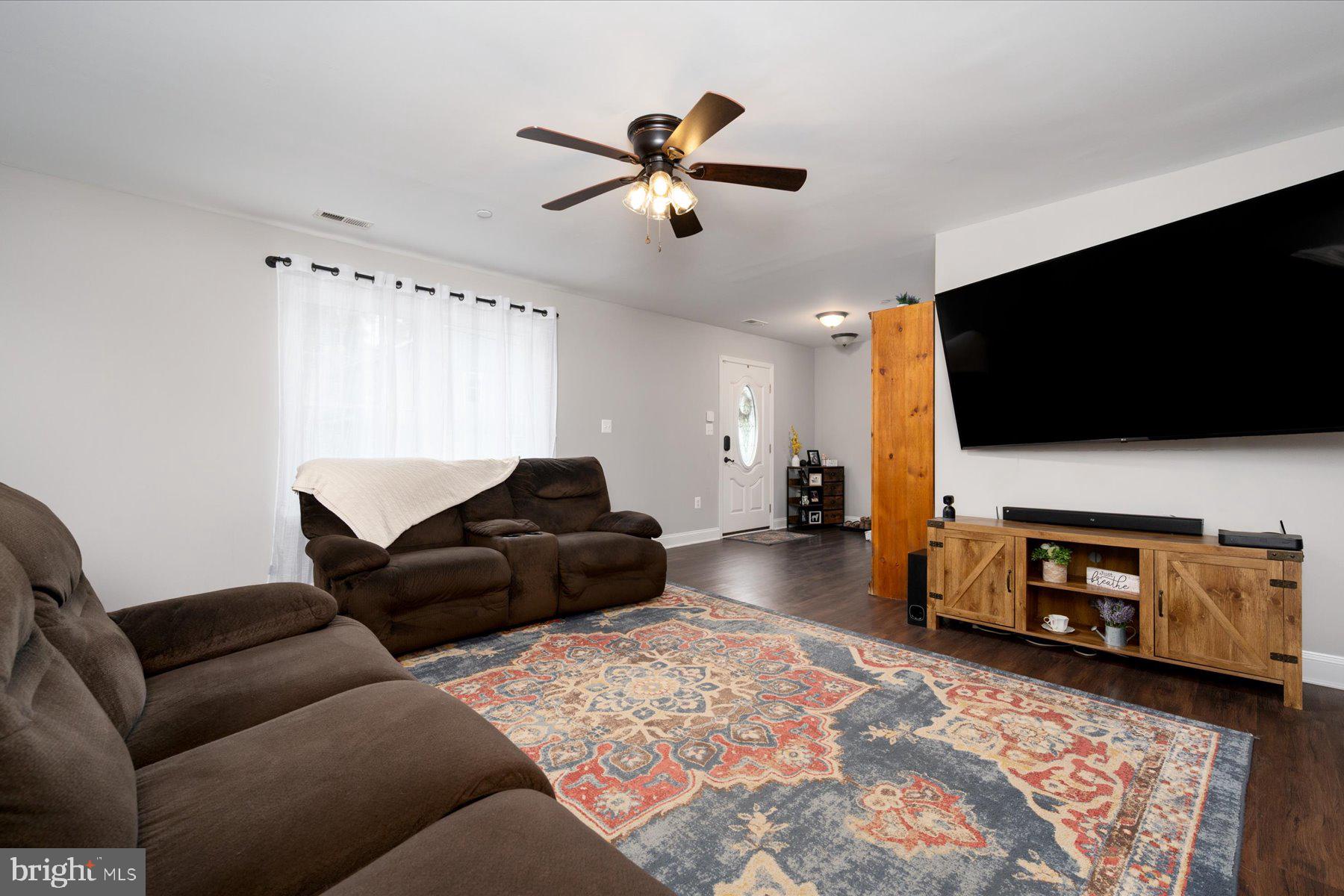 AVALON SHORES - Residential
