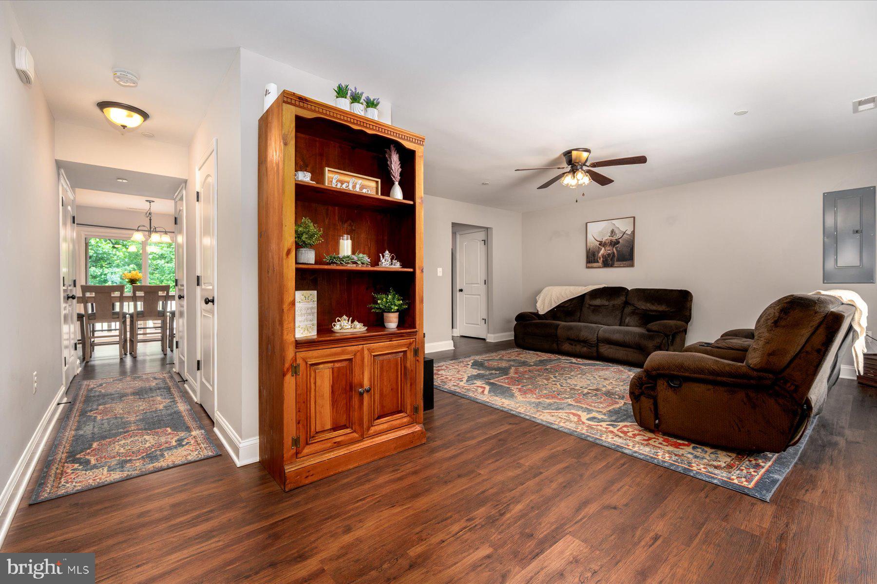 AVALON SHORES - Residential