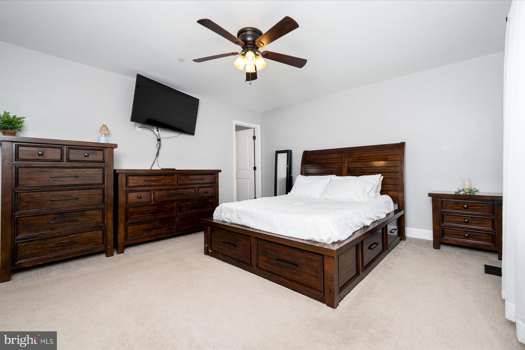 AVALON SHORES - Residential
