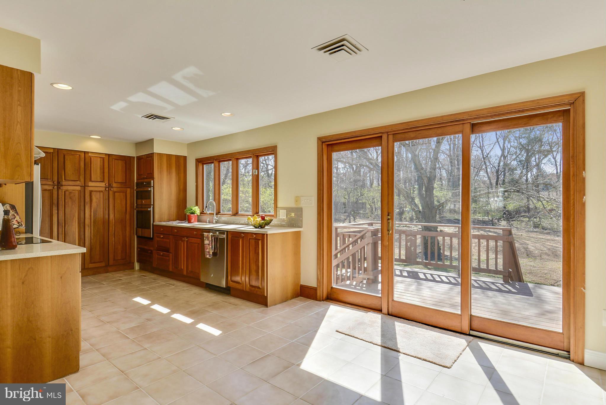 COLESVILLE FARM ESTATES - Residential Lease