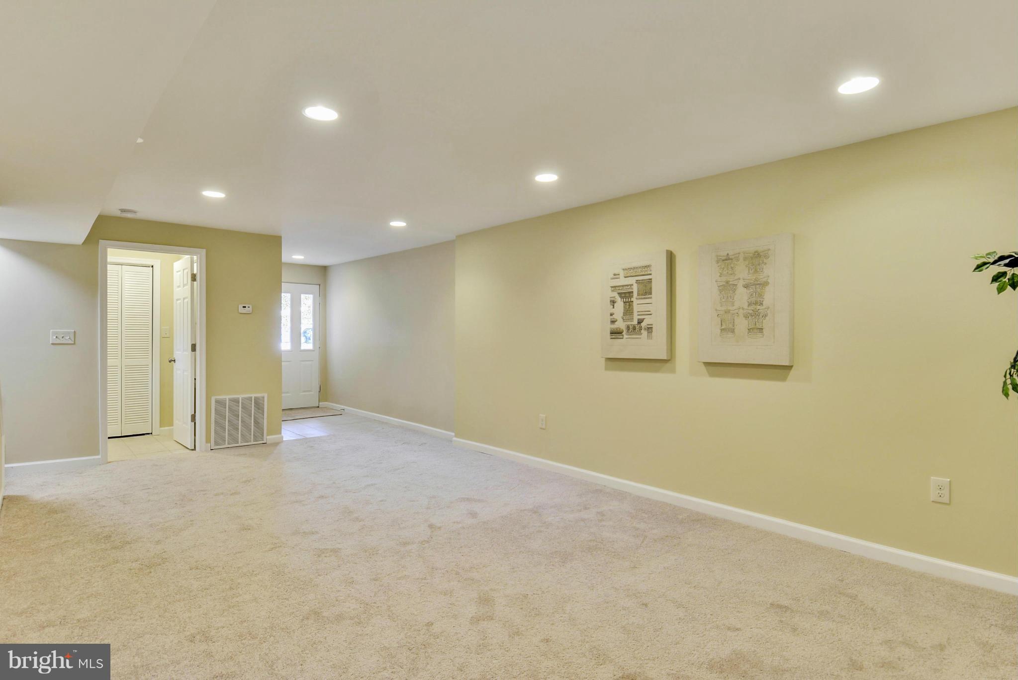 COLESVILLE FARM ESTATES - Residential Lease